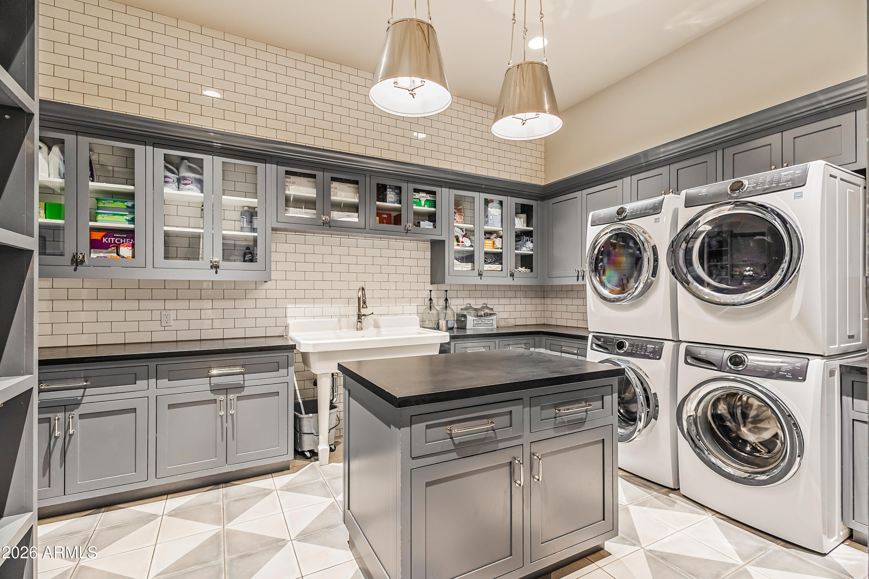 MCDOWELL RANCHOS - Residential