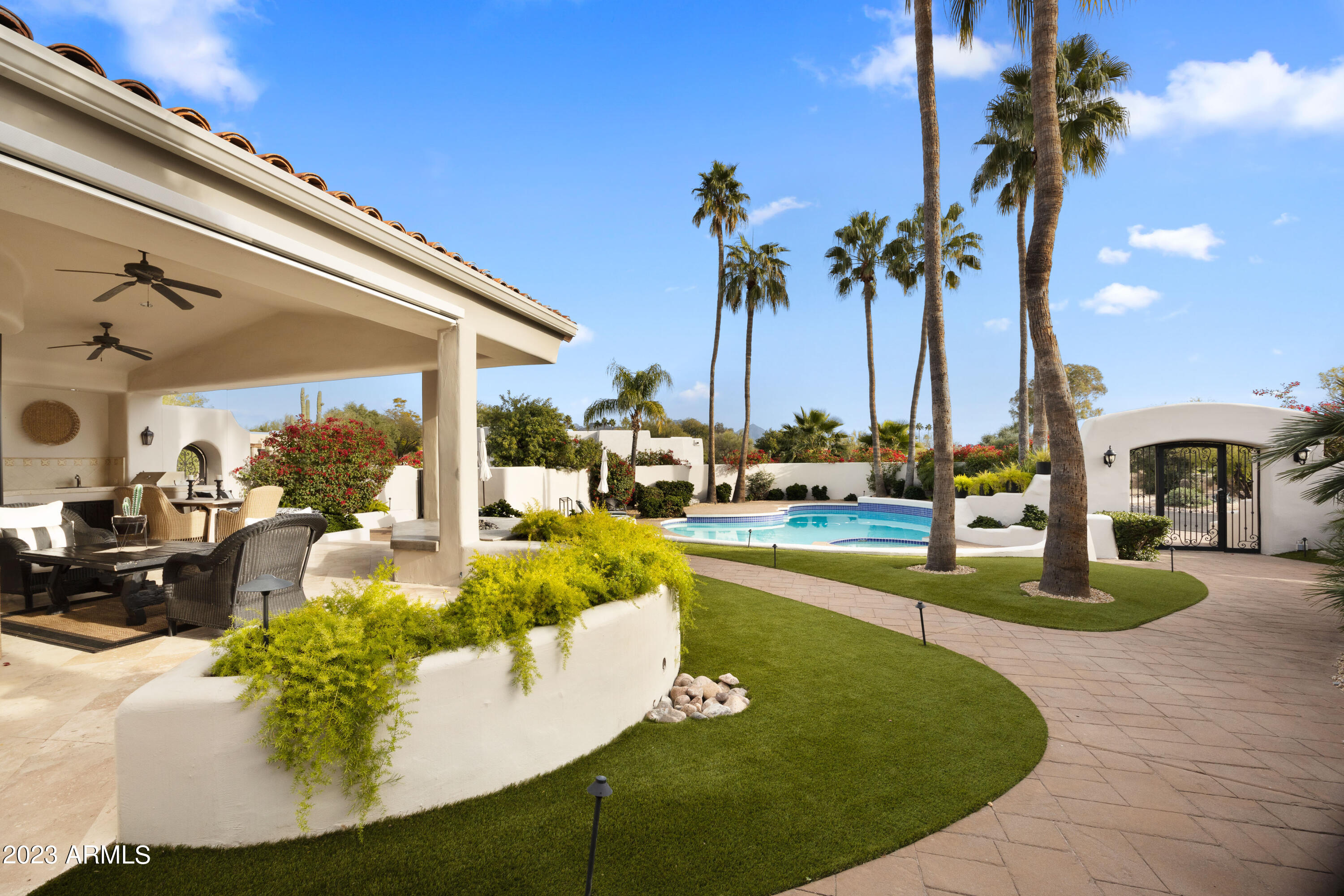 PINNACLE PEAK COUNTRY CLUB - Residential