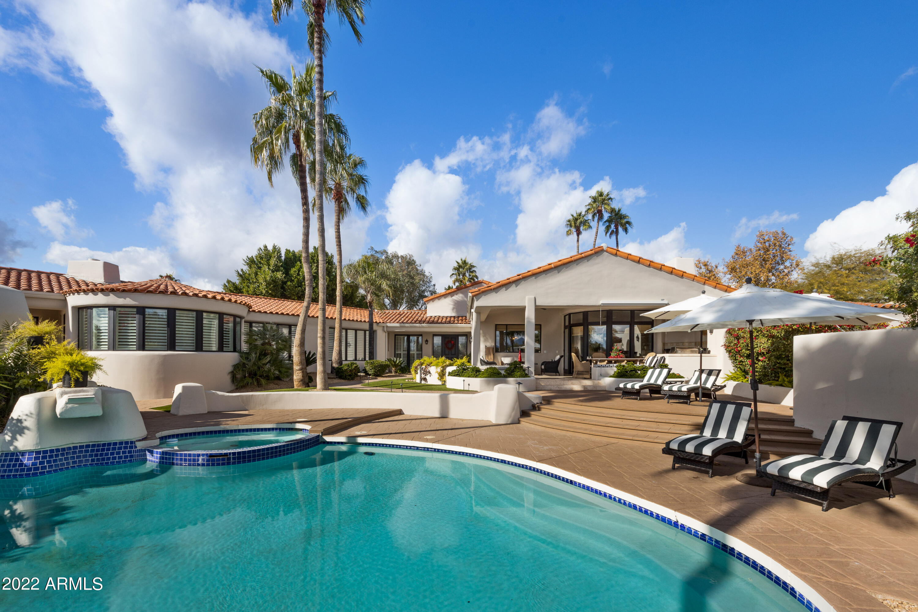 PINNACLE PEAK COUNTRY CLUB - Residential