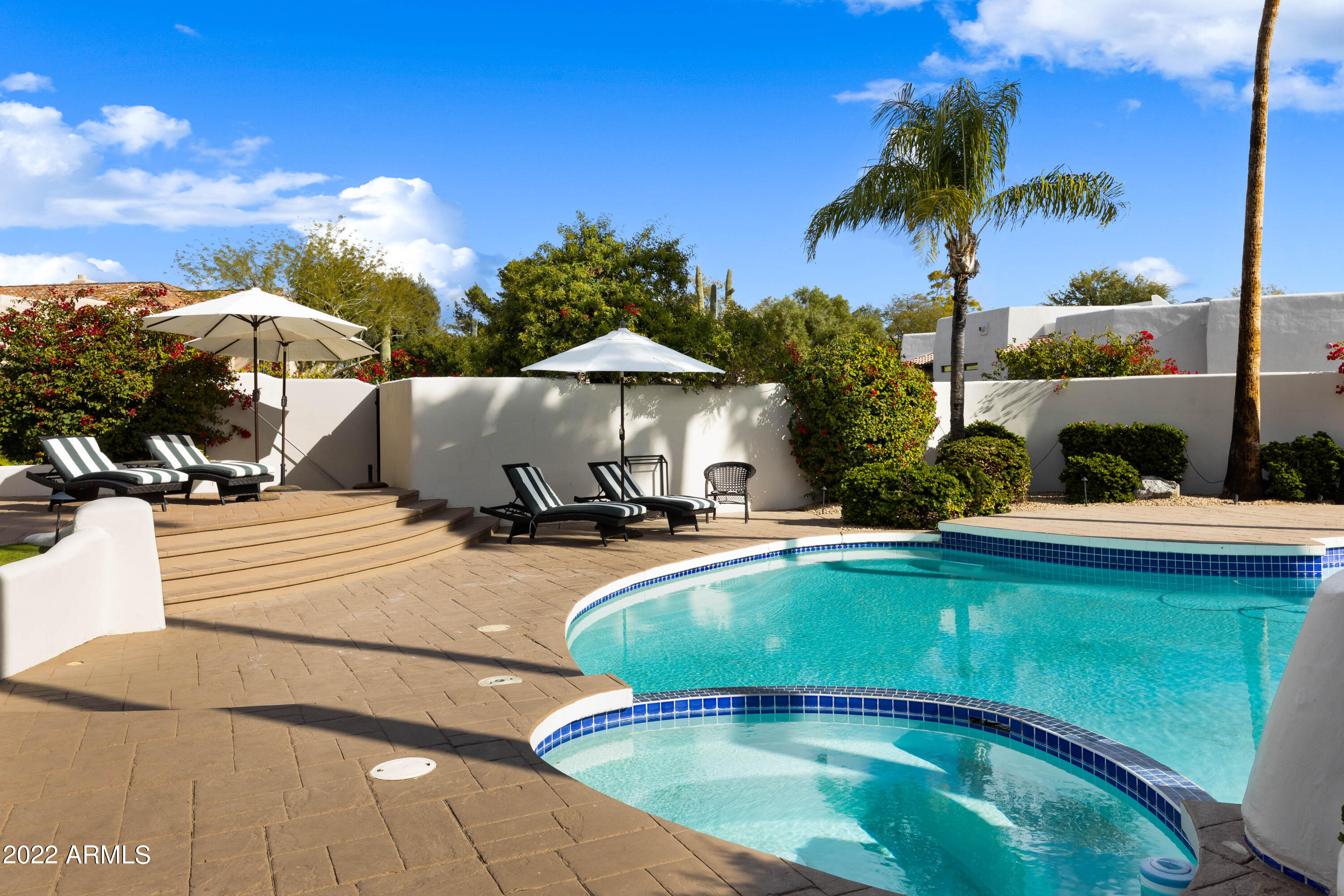 PINNACLE PEAK COUNTRY CLUB - Residential