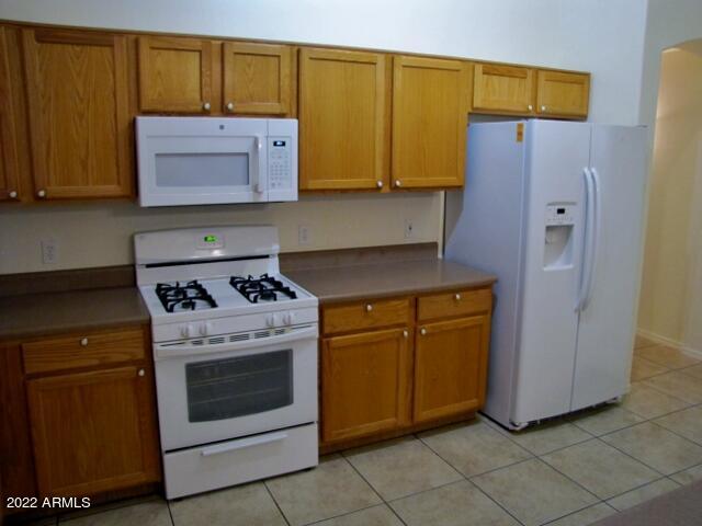 COUNTRY CLUB VILLAGE - Residential