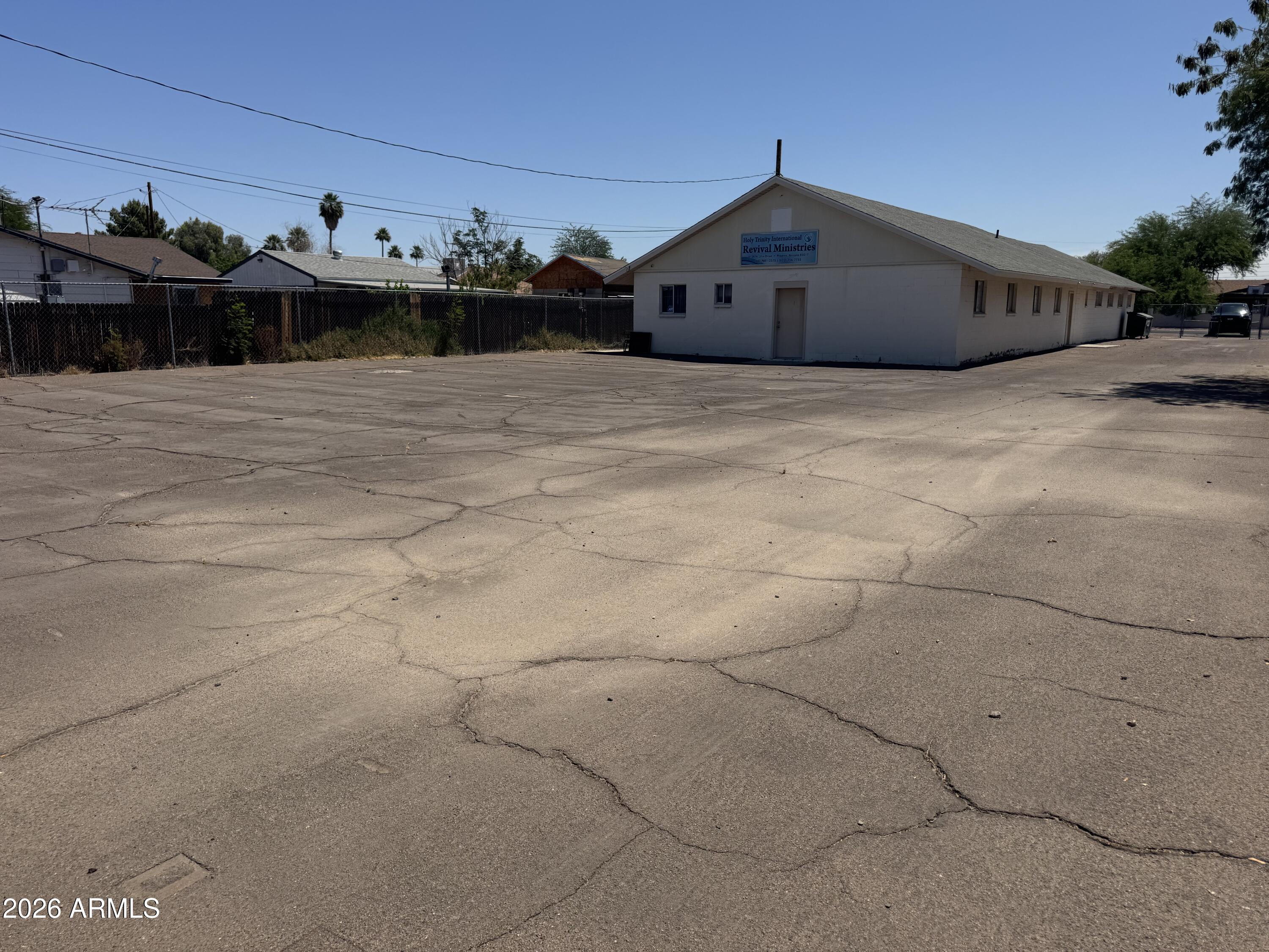 JUNE GARDENS - Commercial Sale