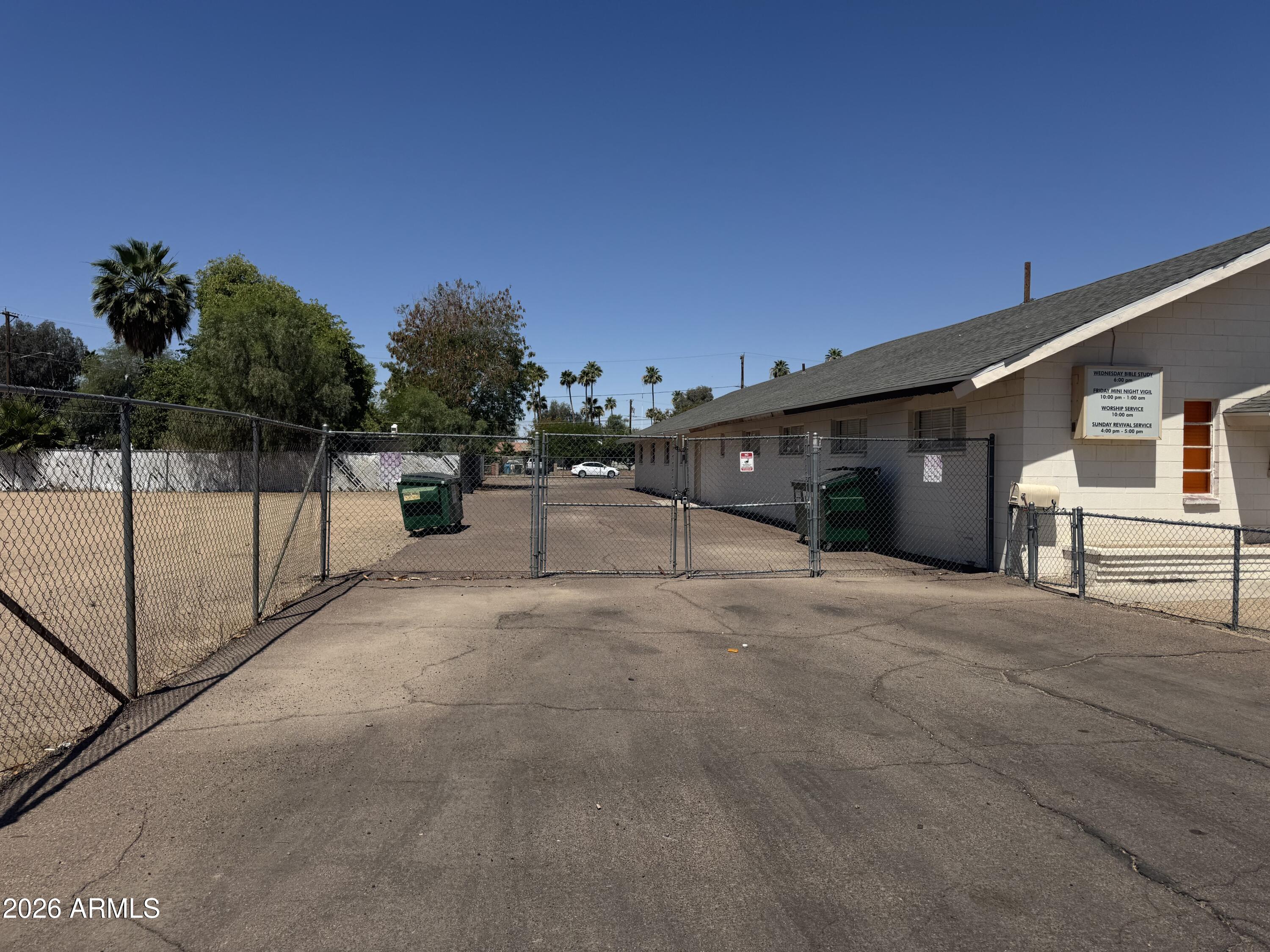 JUNE GARDENS - Commercial Sale