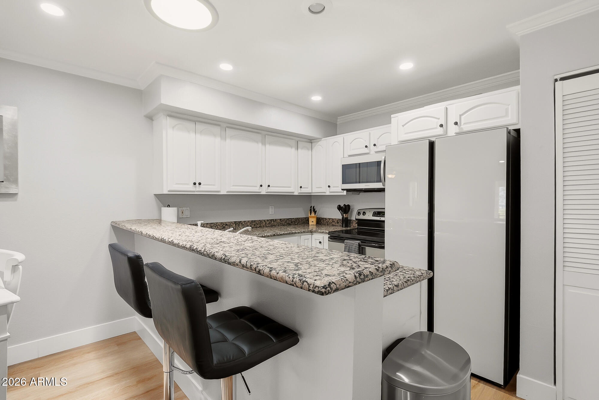SHAMROCK GLEN CONDOMINIUM 1ST AMD - Residential