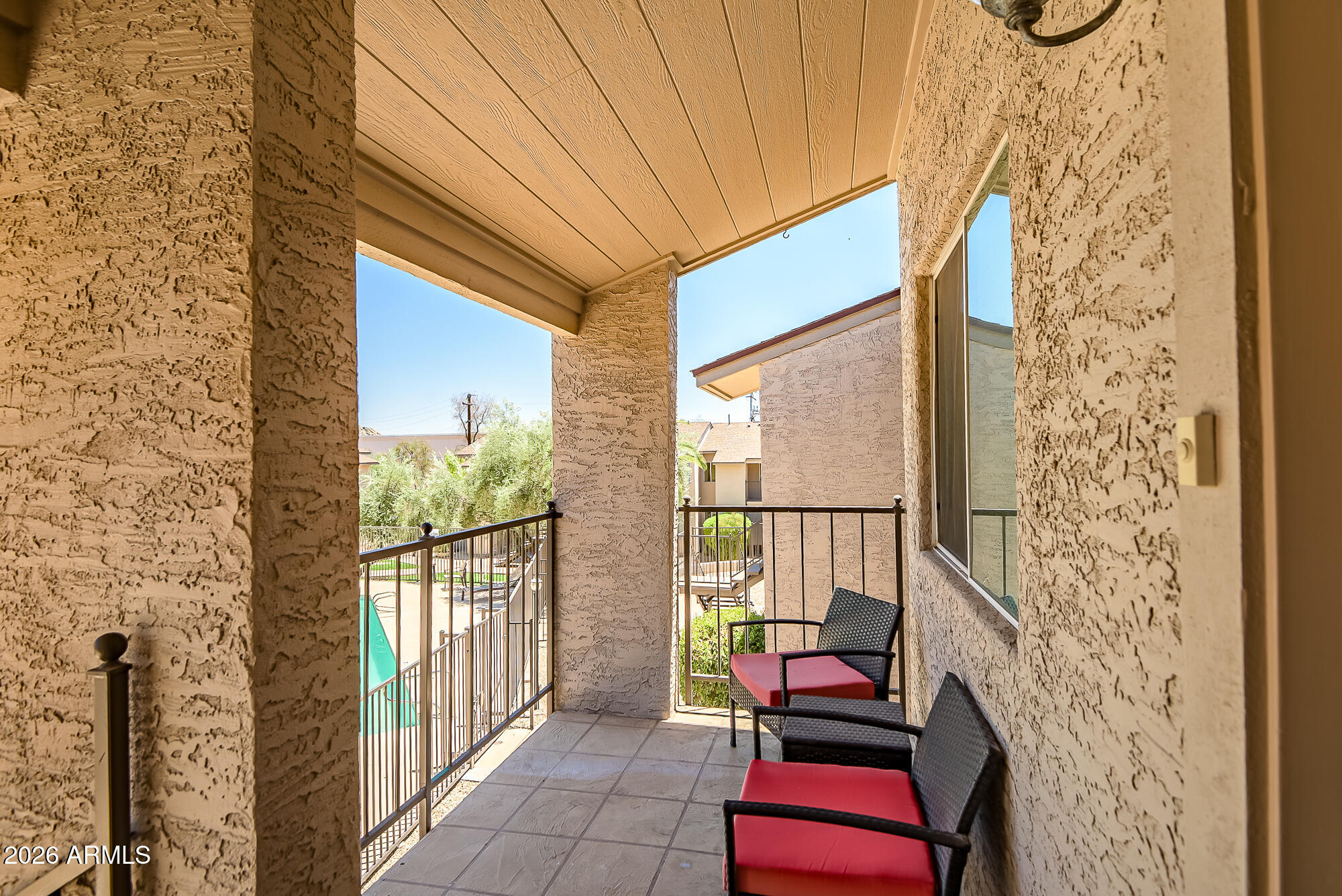 SHAMROCK GLEN CONDOMINIUM 1ST AMD - Residential