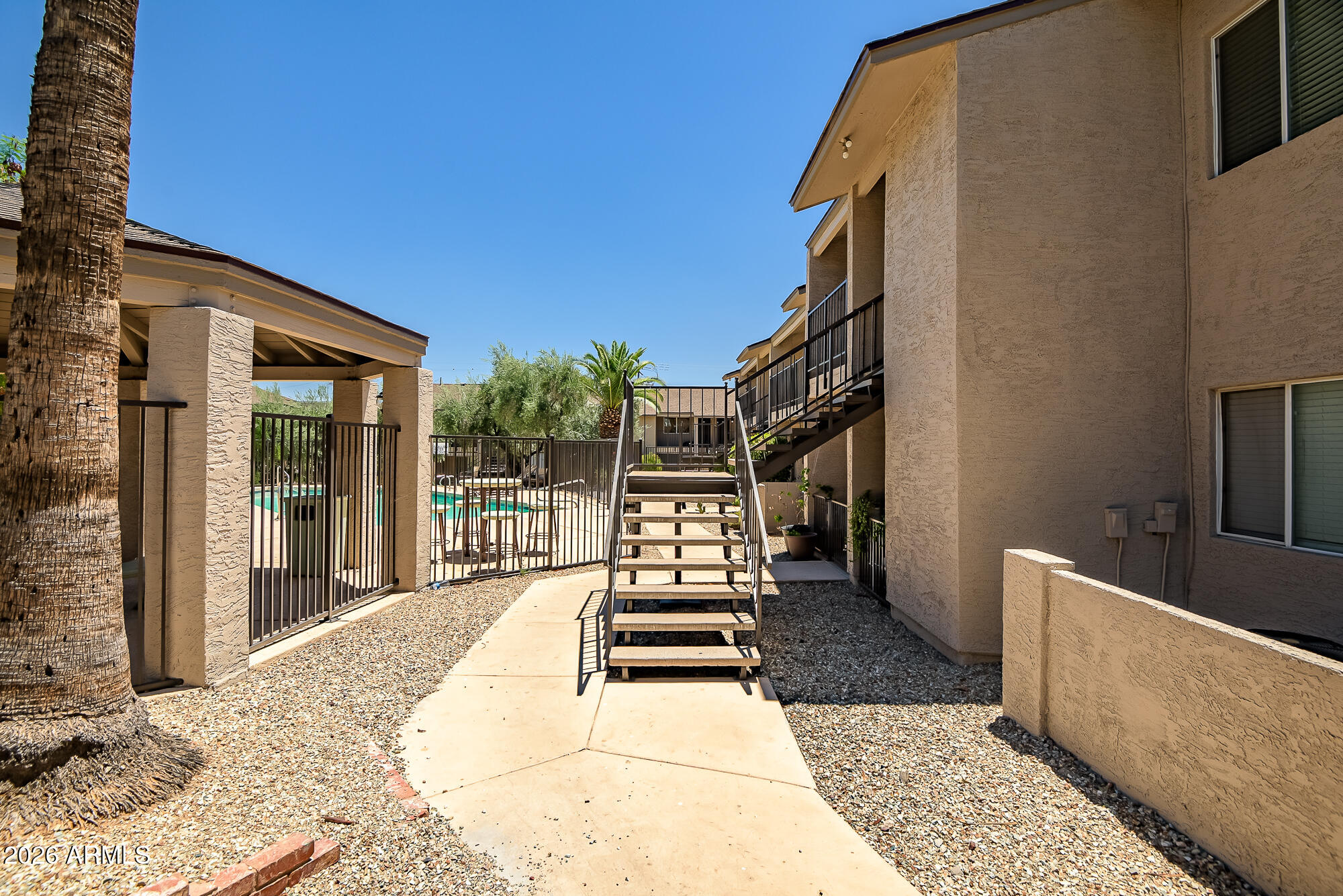 SHAMROCK GLEN CONDOMINIUM 1ST AMD - Residential