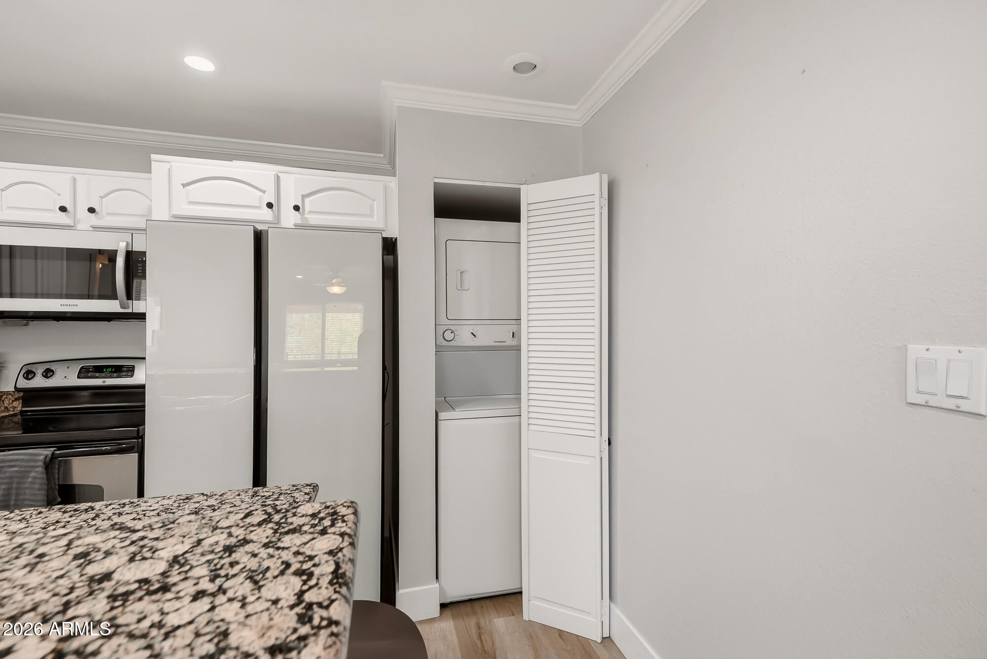SHAMROCK GLEN CONDOMINIUM 1ST AMD - Residential
