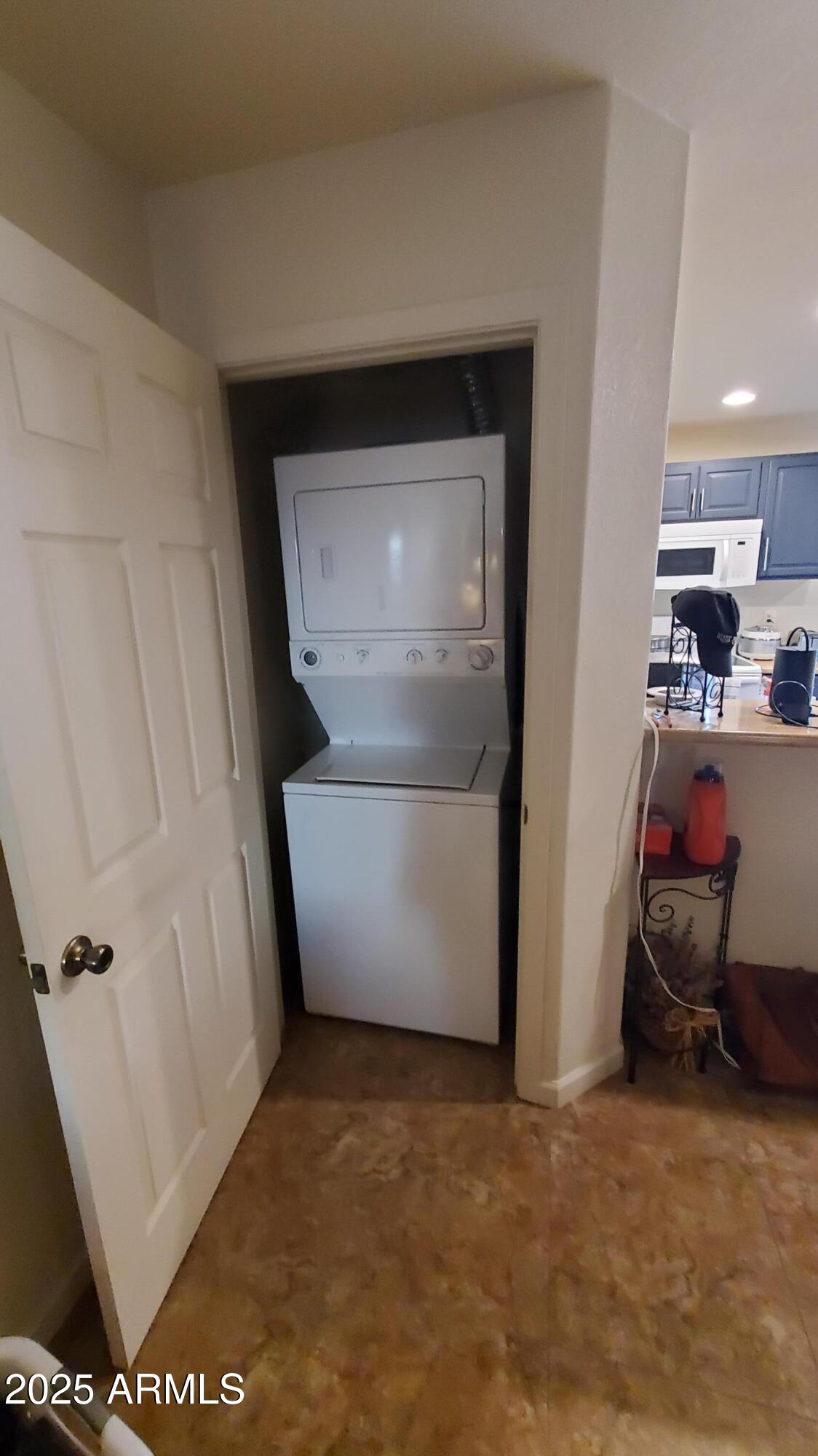FOUNTAIN HILLS AZ FP 104 - Residential Lease