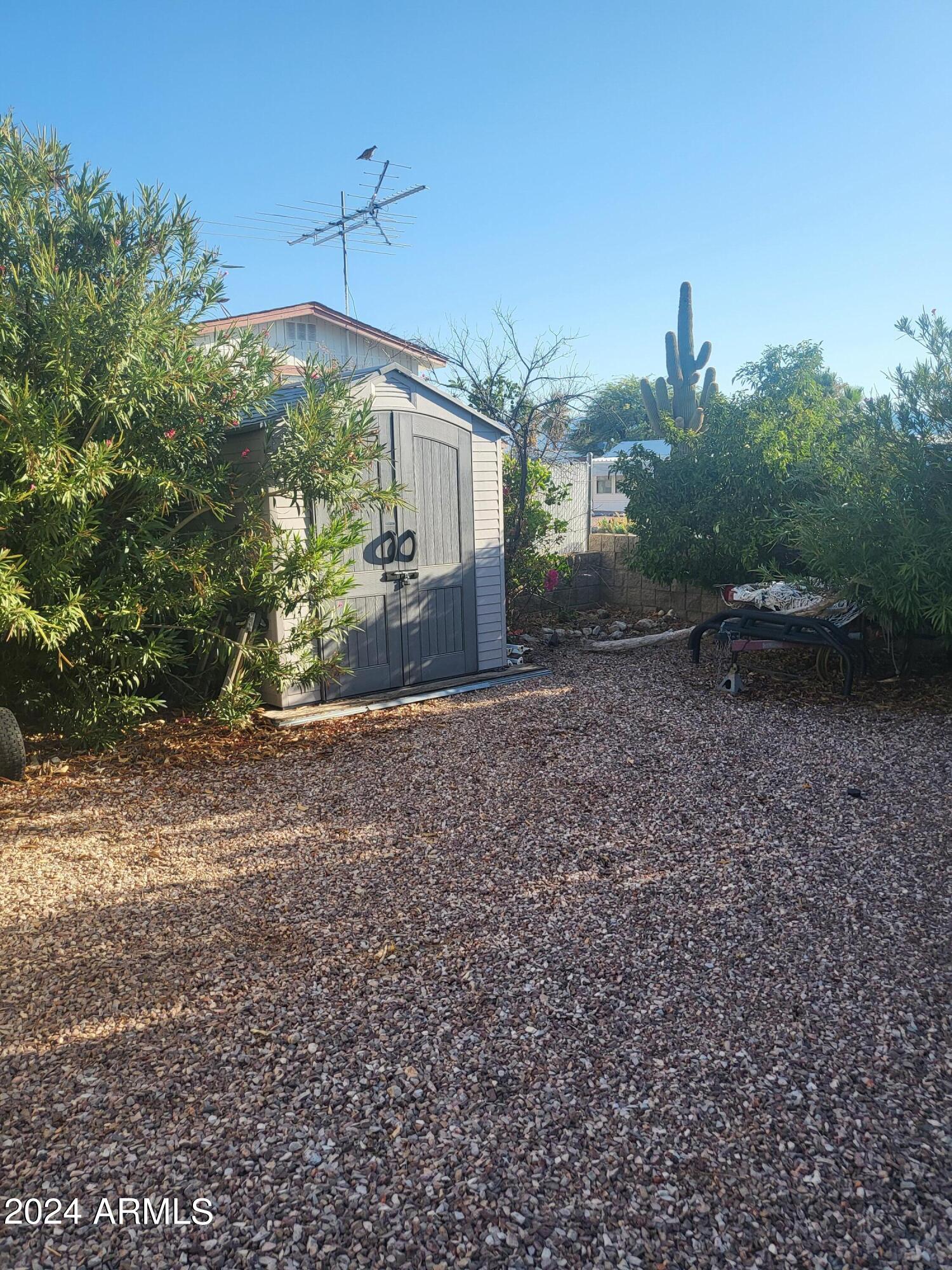 ESCAPEES AT NORTH RANCH - Residential