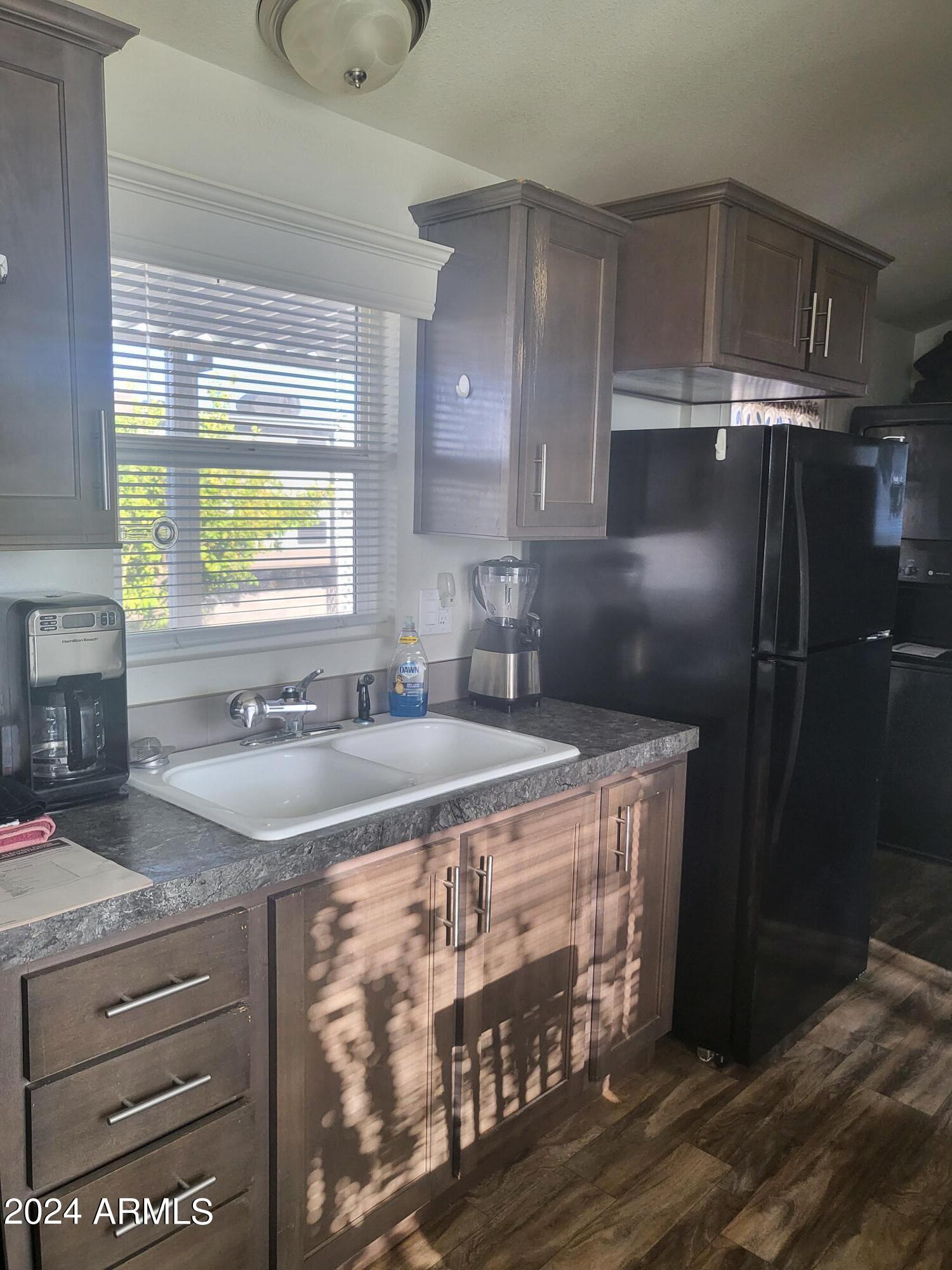 ESCAPEES AT NORTH RANCH - Residential