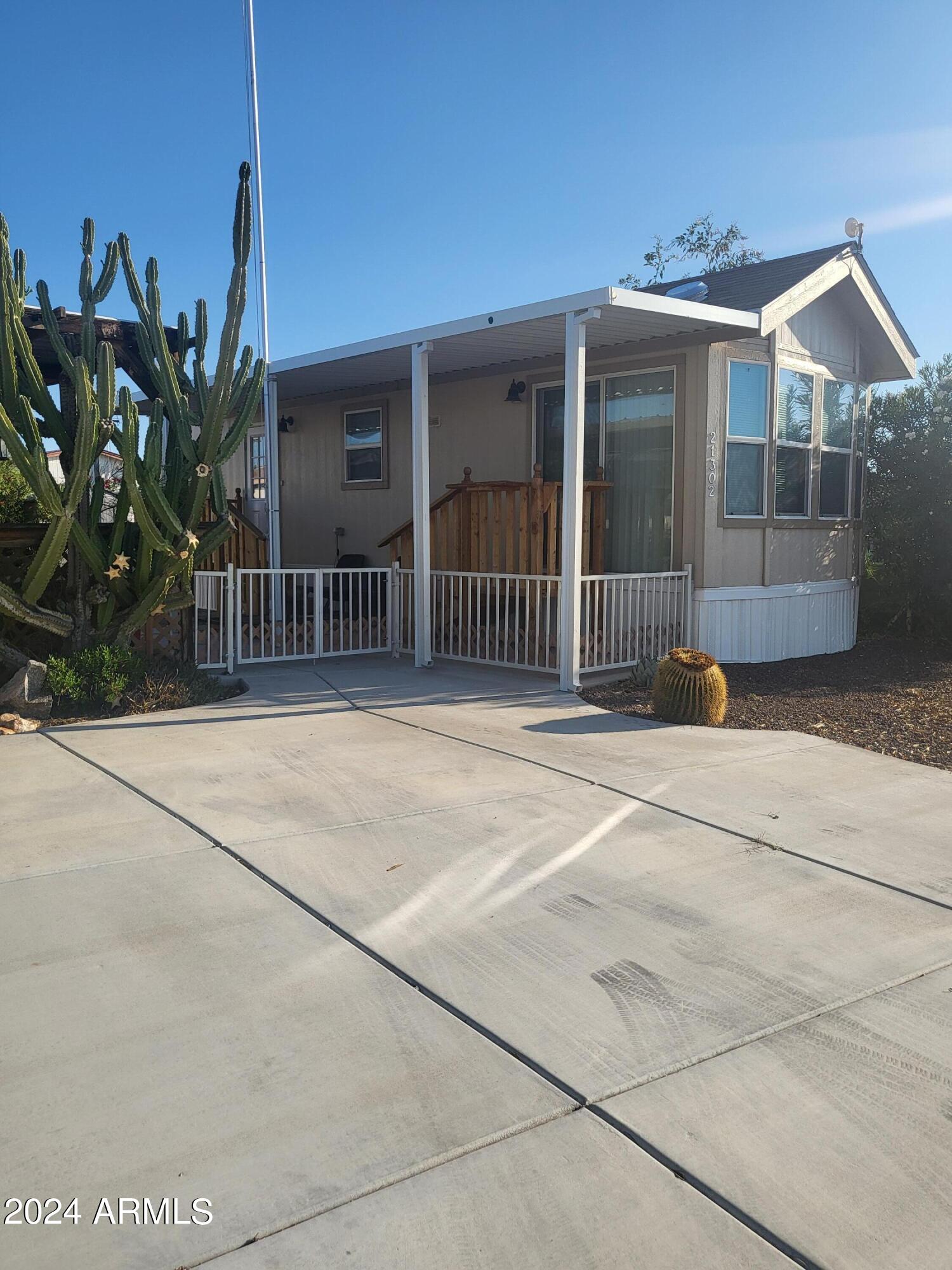 ESCAPEES AT NORTH RANCH - Residential