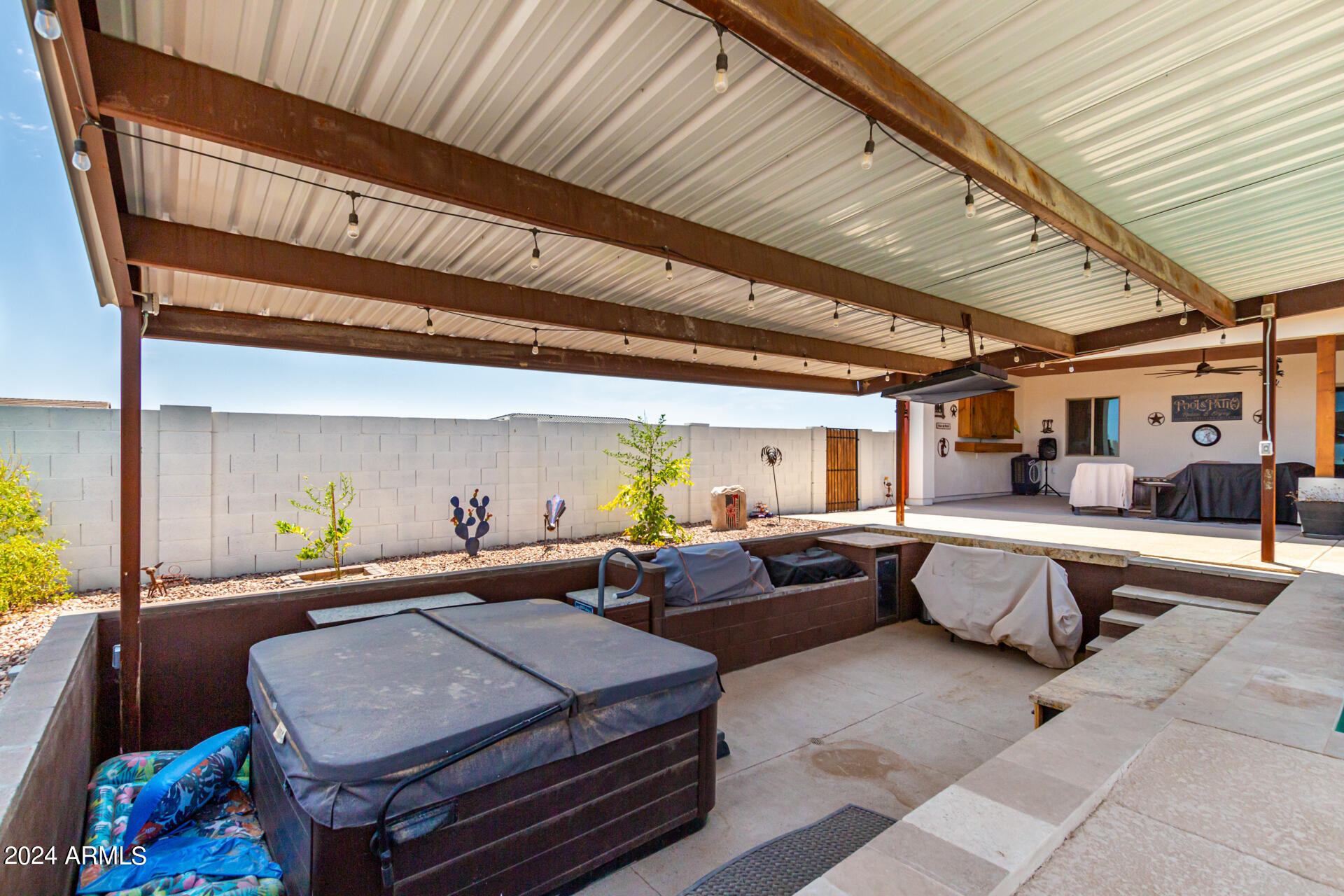 ROOSEVELT CITRUS ACRES UNIT 3 BLOCK 1 - Residential