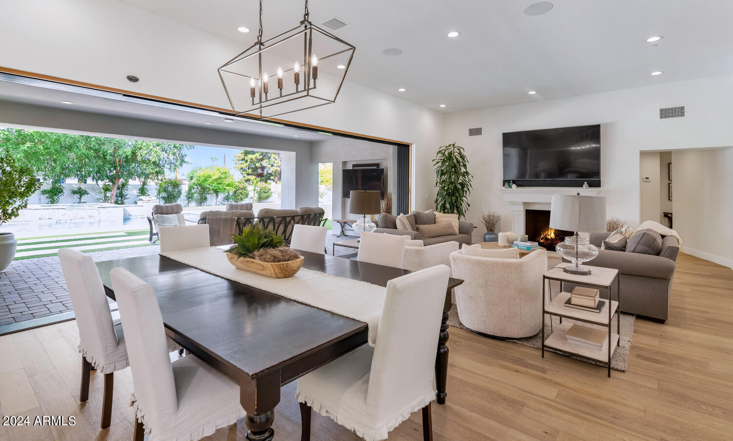 LAFAYETTE VILLA 3 - Residential