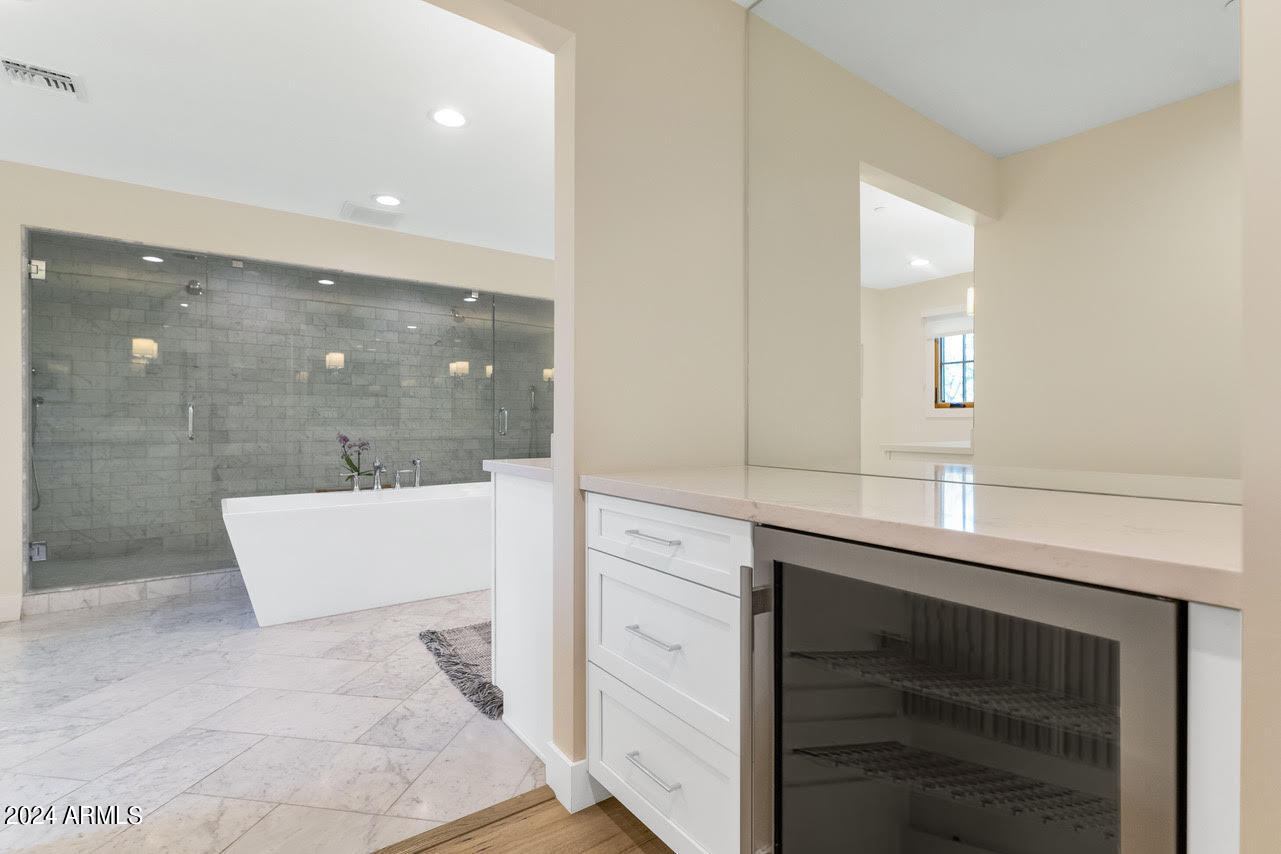 LAFAYETTE VILLA 3 - Residential