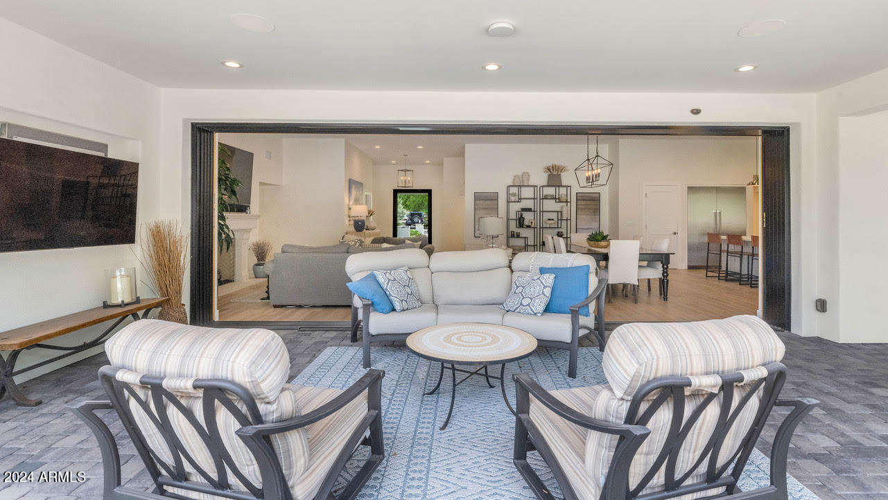LAFAYETTE VILLA 3 - Residential