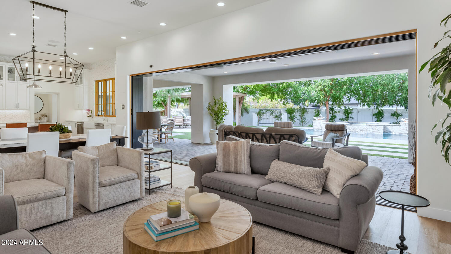 LAFAYETTE VILLA 3 - Residential