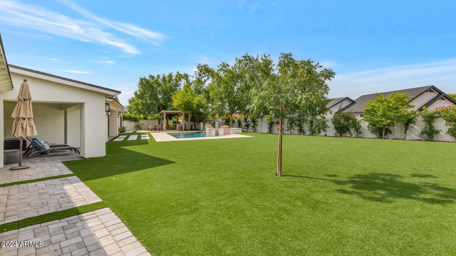 LAFAYETTE VILLA 3 - Residential