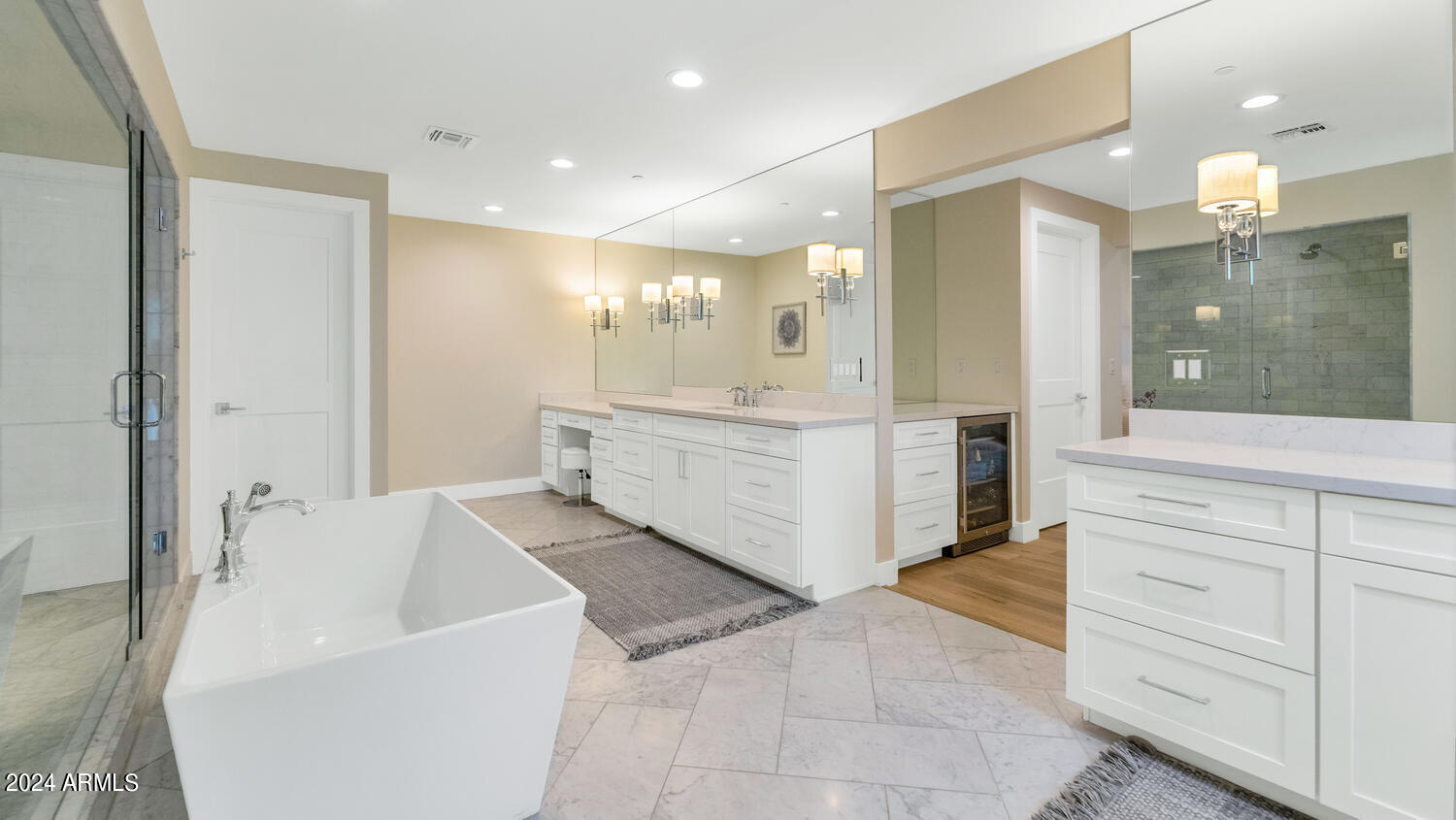 LAFAYETTE VILLA 3 - Residential