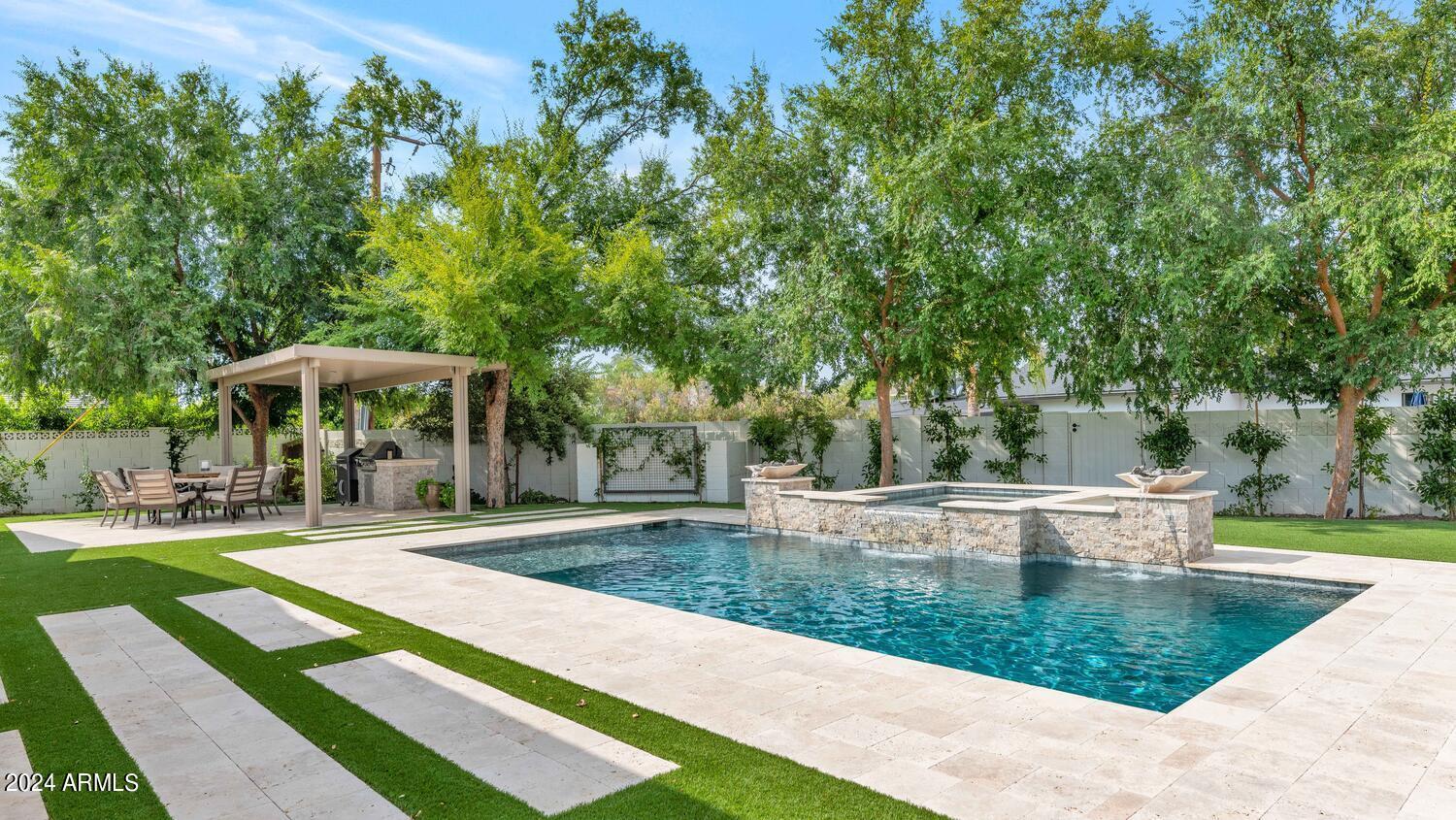 LAFAYETTE VILLA 3 - Residential