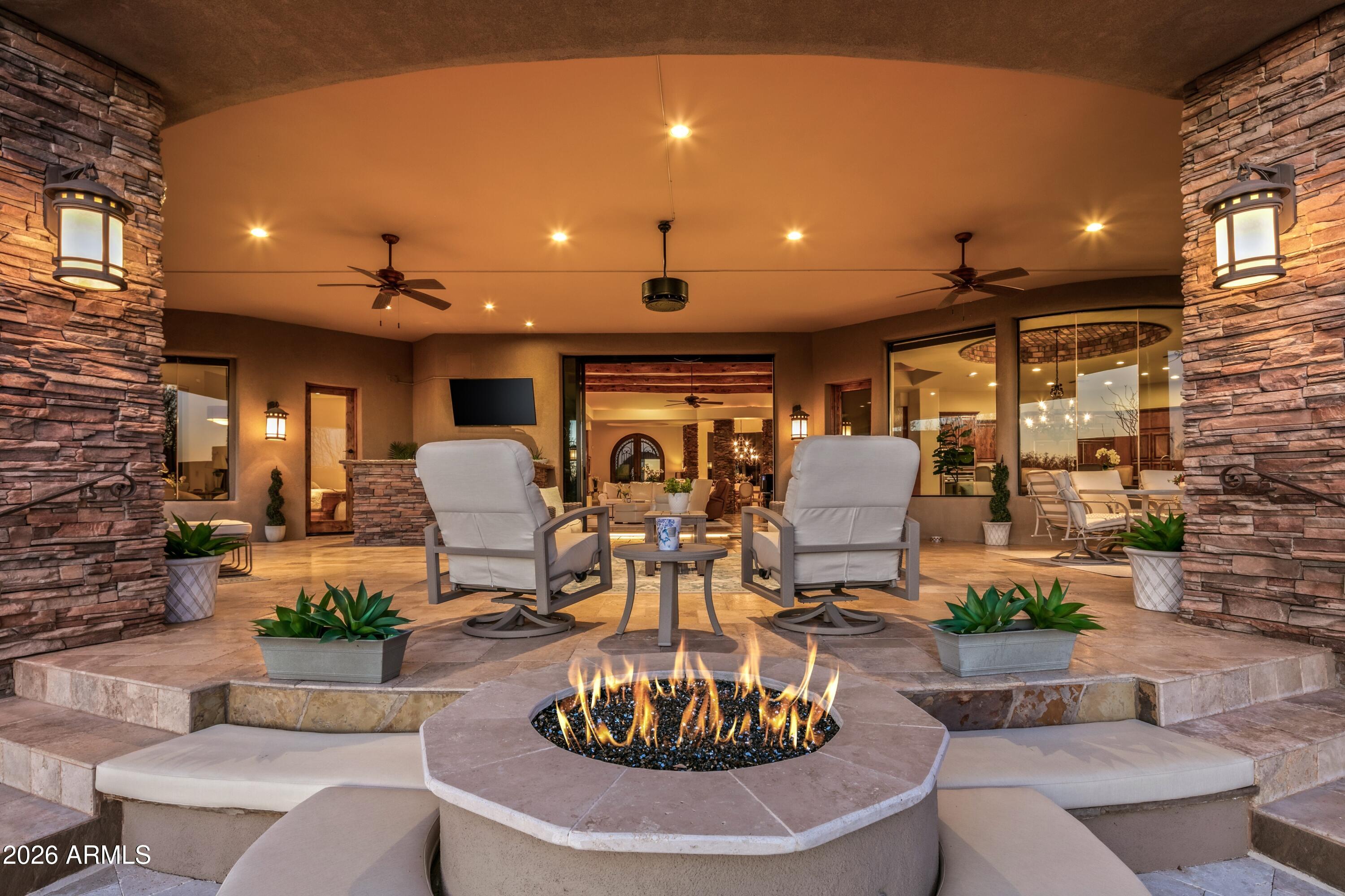DESERT MOUNTAIN - Residential