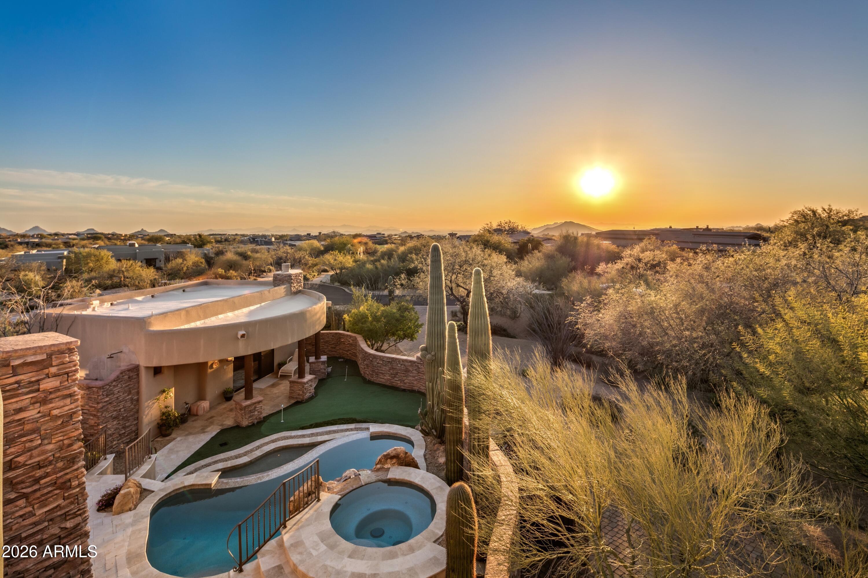 DESERT MOUNTAIN - Residential