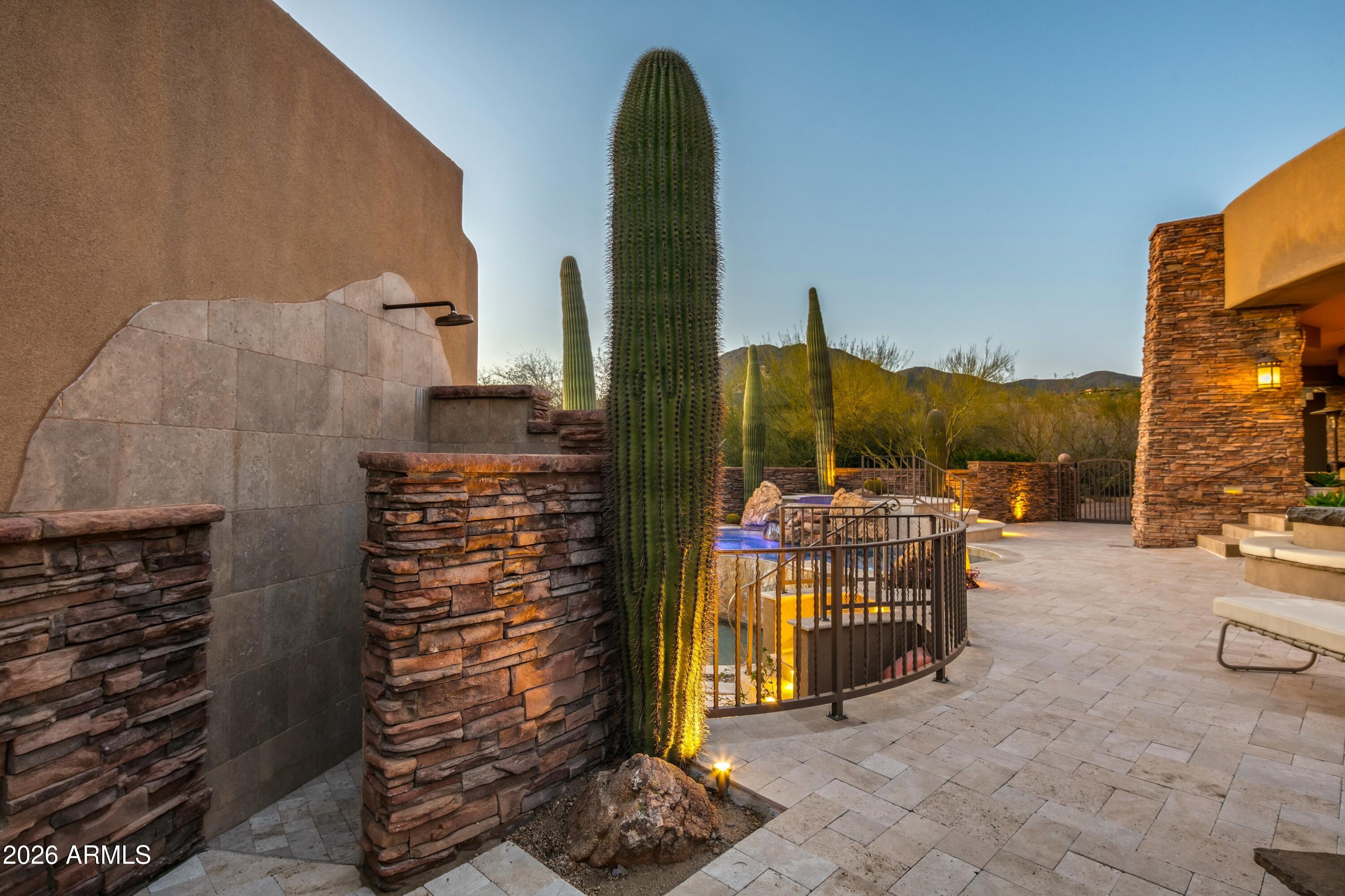 DESERT MOUNTAIN - Residential