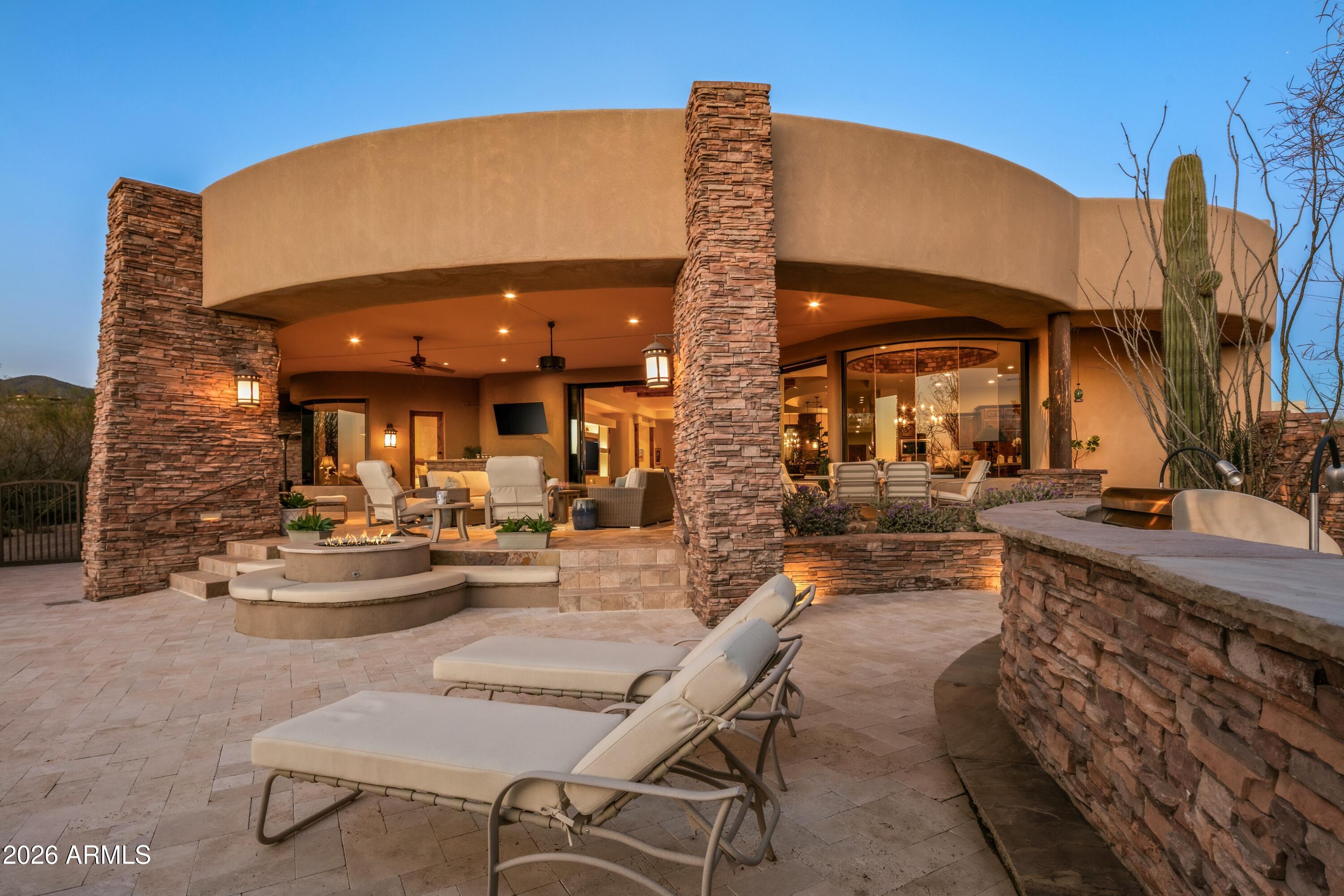 DESERT MOUNTAIN - Residential