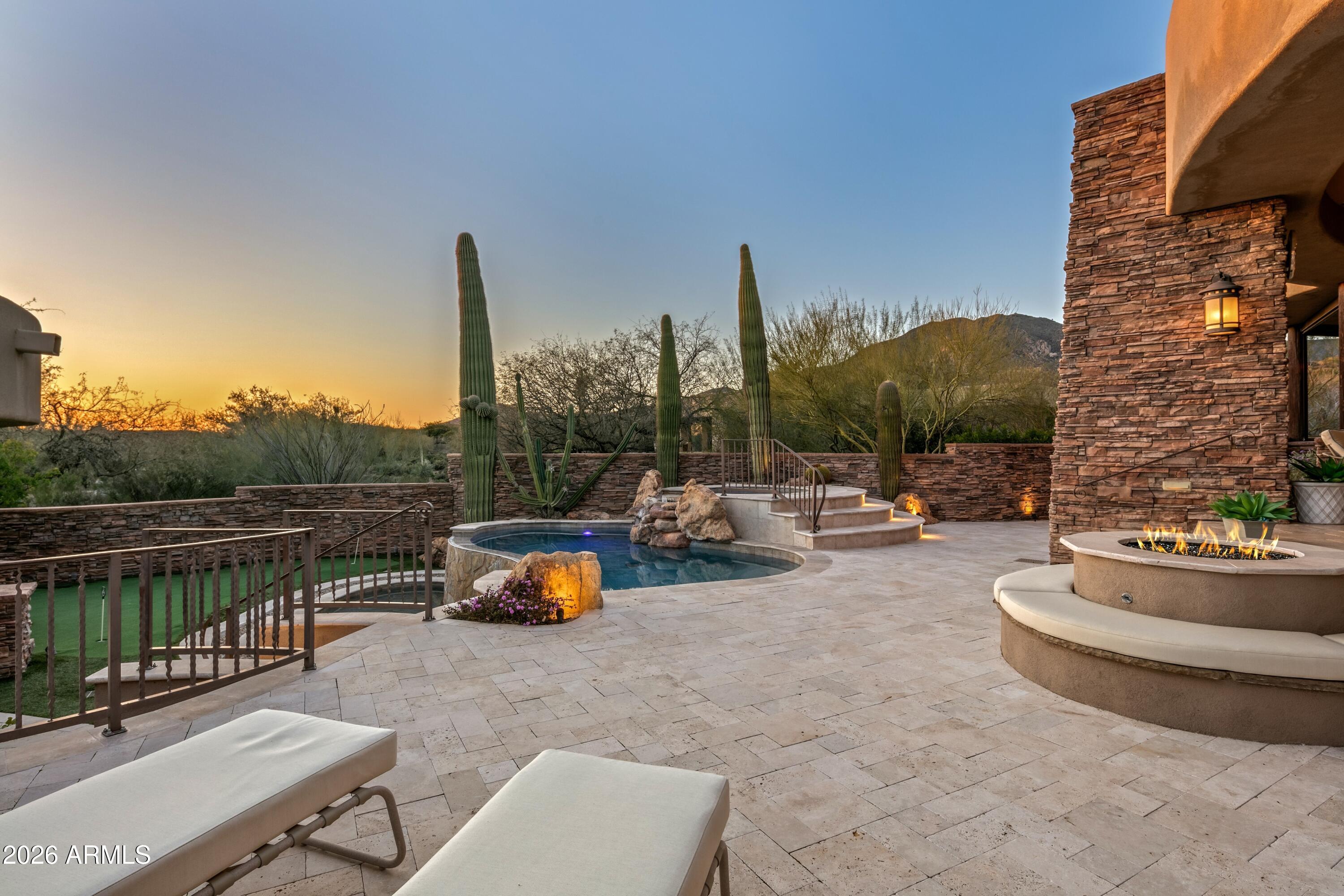 DESERT MOUNTAIN - Residential