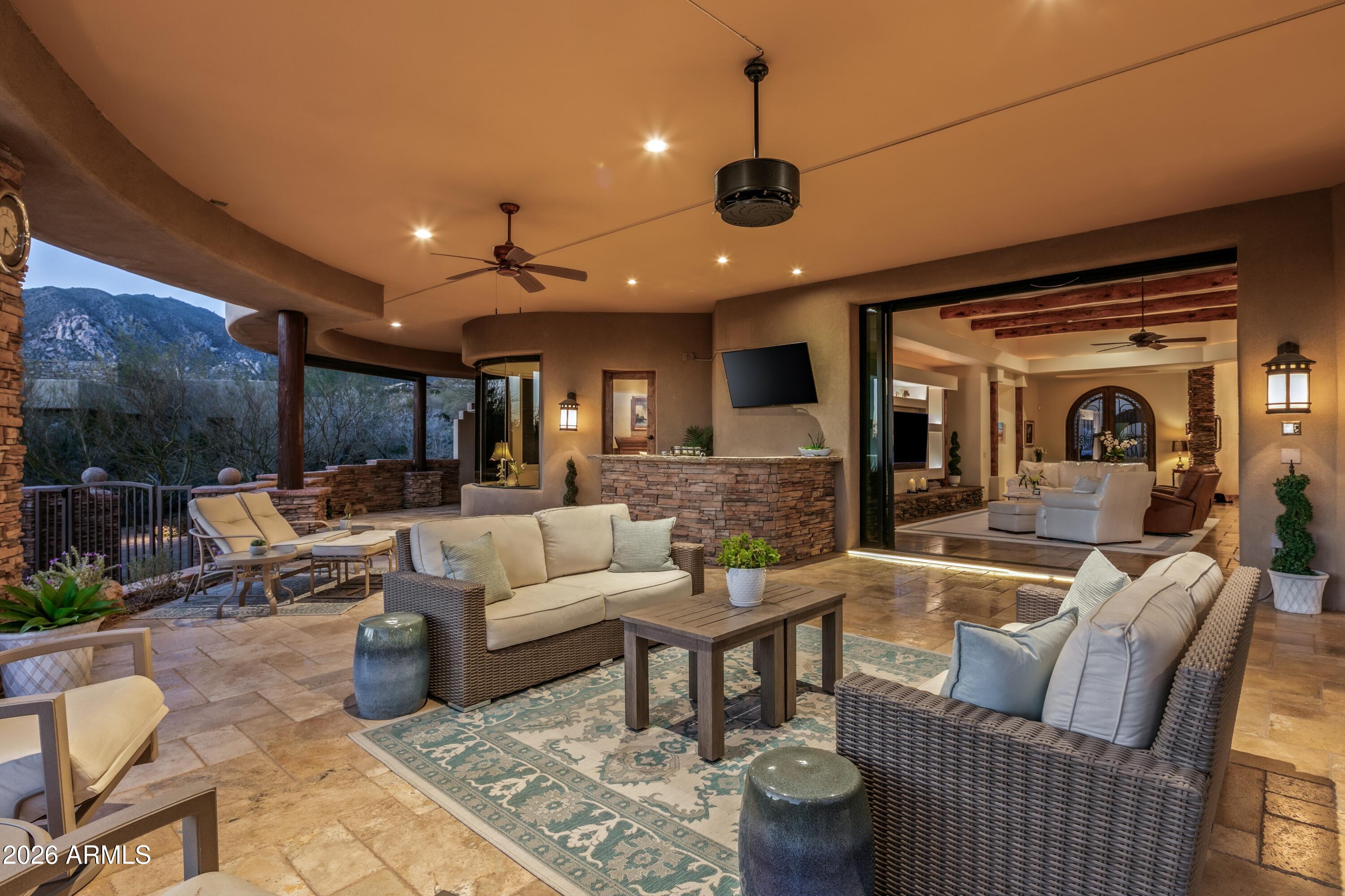 DESERT MOUNTAIN - Residential