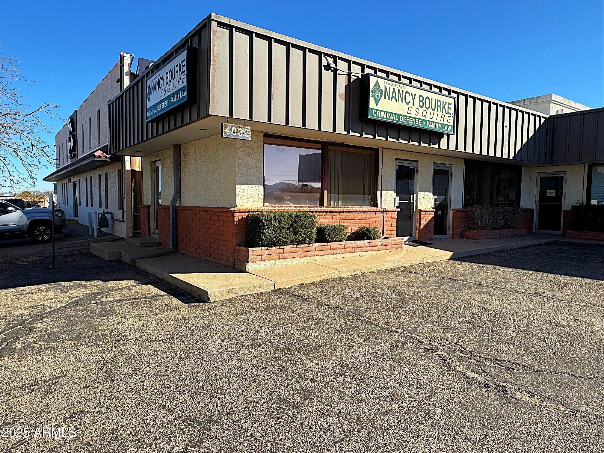 Pueblo Del Sol Unit 6 - Commercial Lease