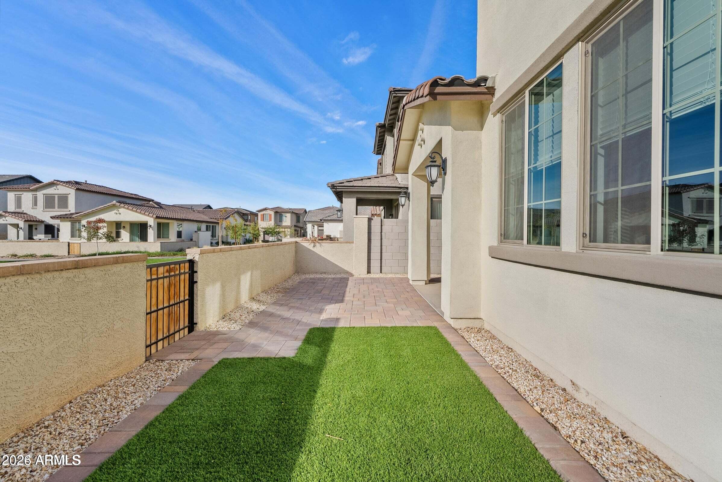 EASTMARK DU 3/4 NORTH PHASE 4 MDR LOTS 1 THROUGH 1 - Residential Lease