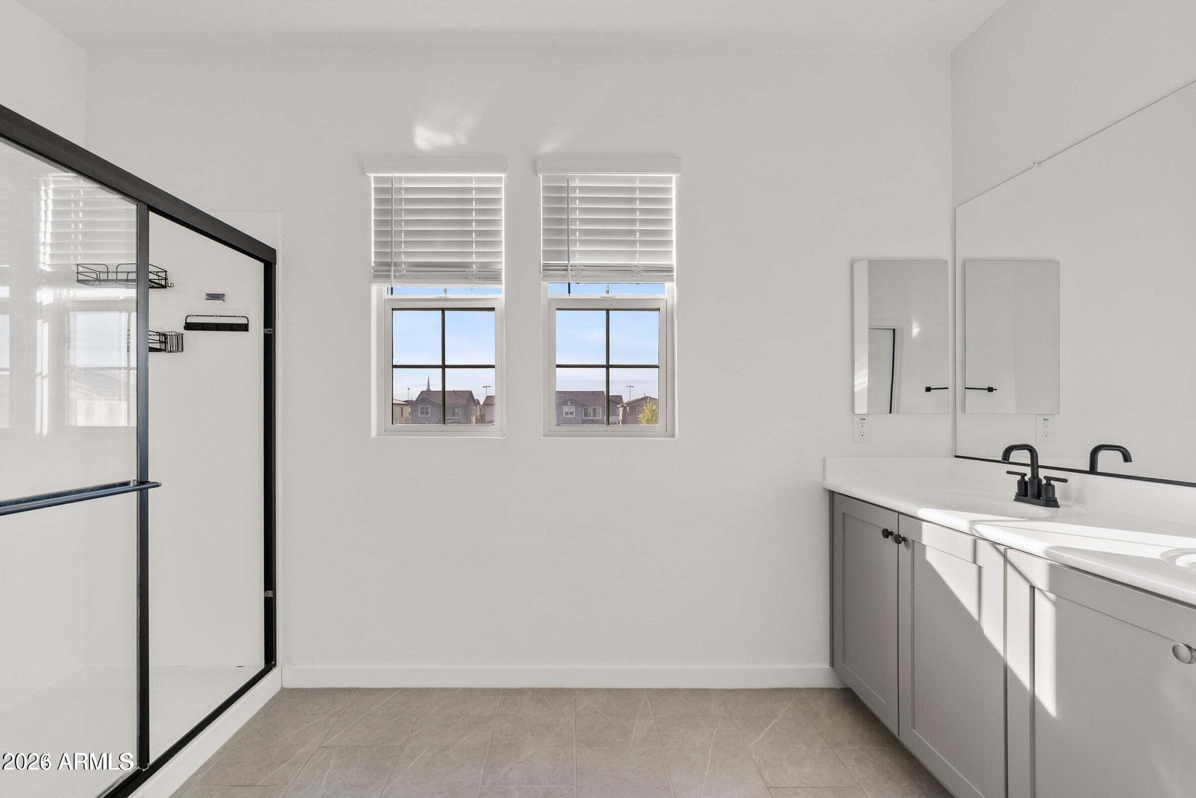 EASTMARK DU 3/4 NORTH PHASE 4 MDR LOTS 1 THROUGH 1 - Residential Lease