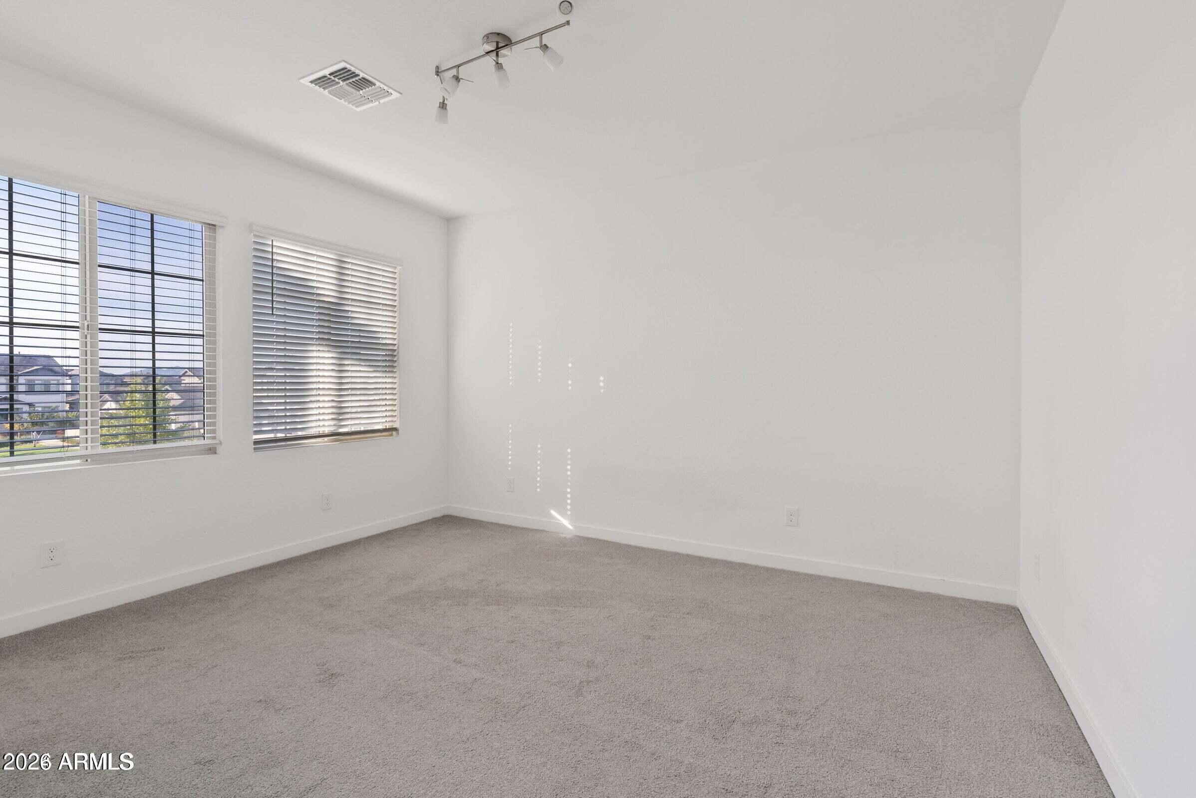 EASTMARK DU 3/4 NORTH PHASE 4 MDR LOTS 1 THROUGH 1 - Residential Lease