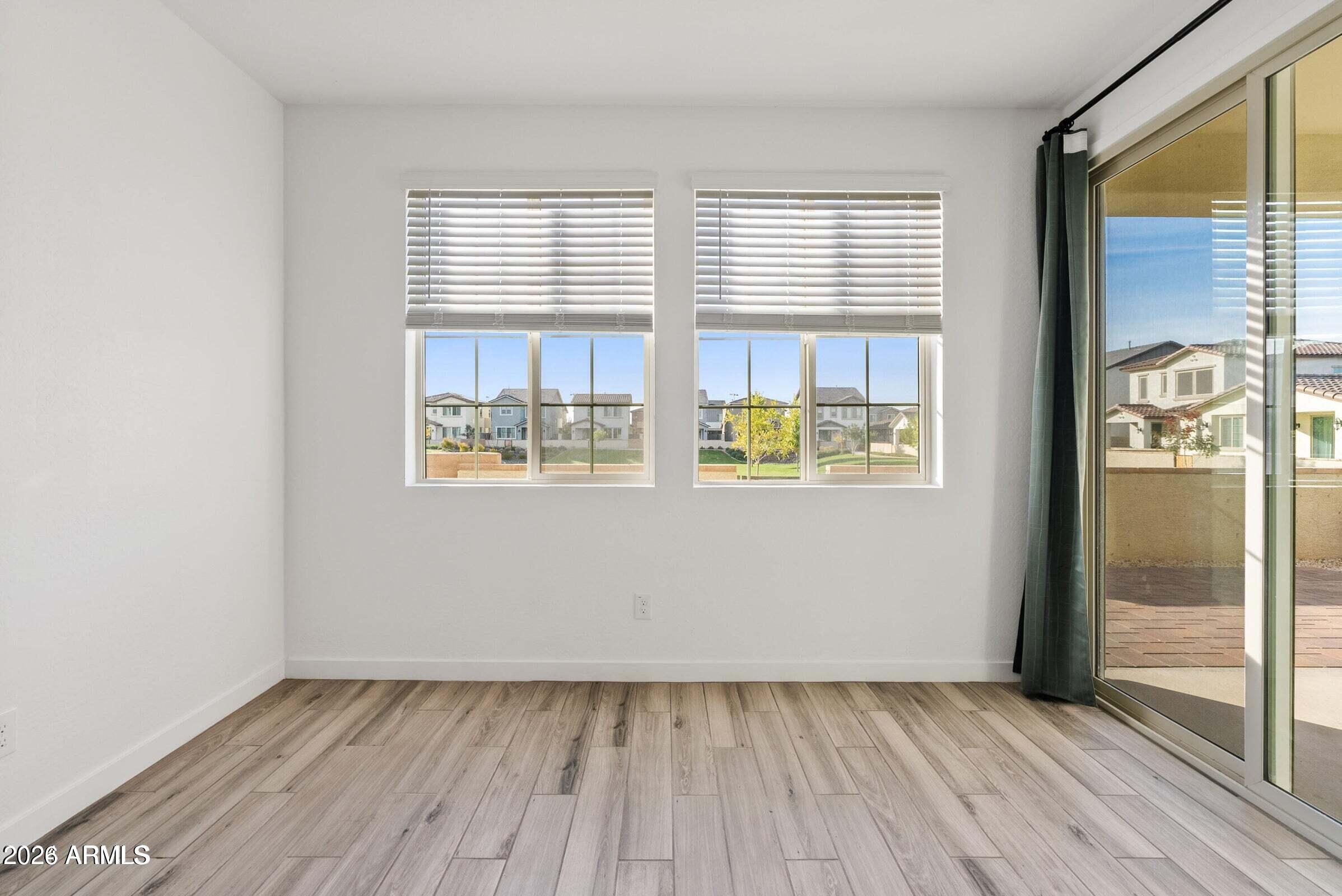 EASTMARK DU 3/4 NORTH PHASE 4 MDR LOTS 1 THROUGH 1 - Residential Lease