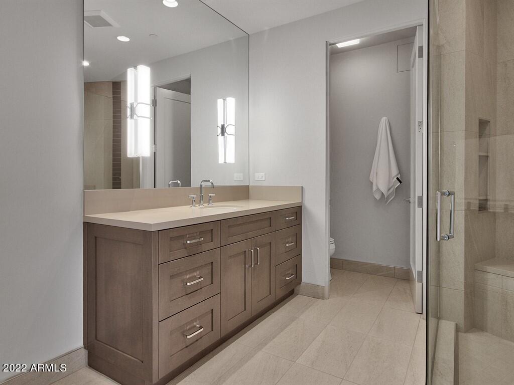 THE VILLAGE AT MOUNTAIN SHADOWS - Residential
