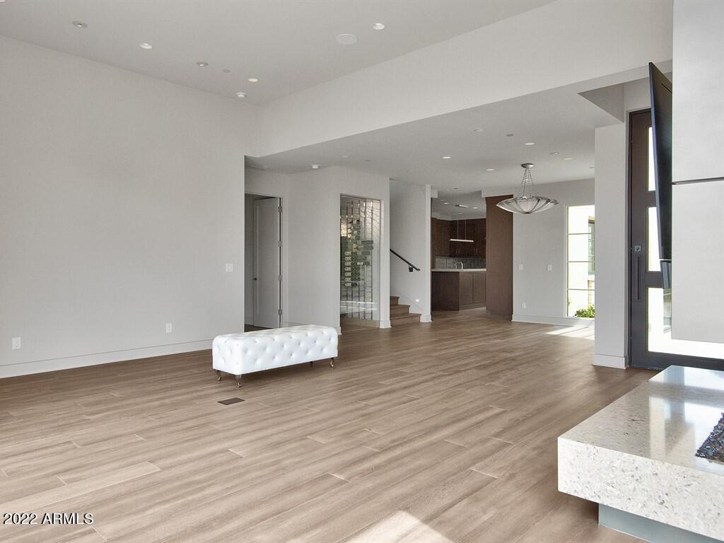 THE VILLAGE AT MOUNTAIN SHADOWS - Residential