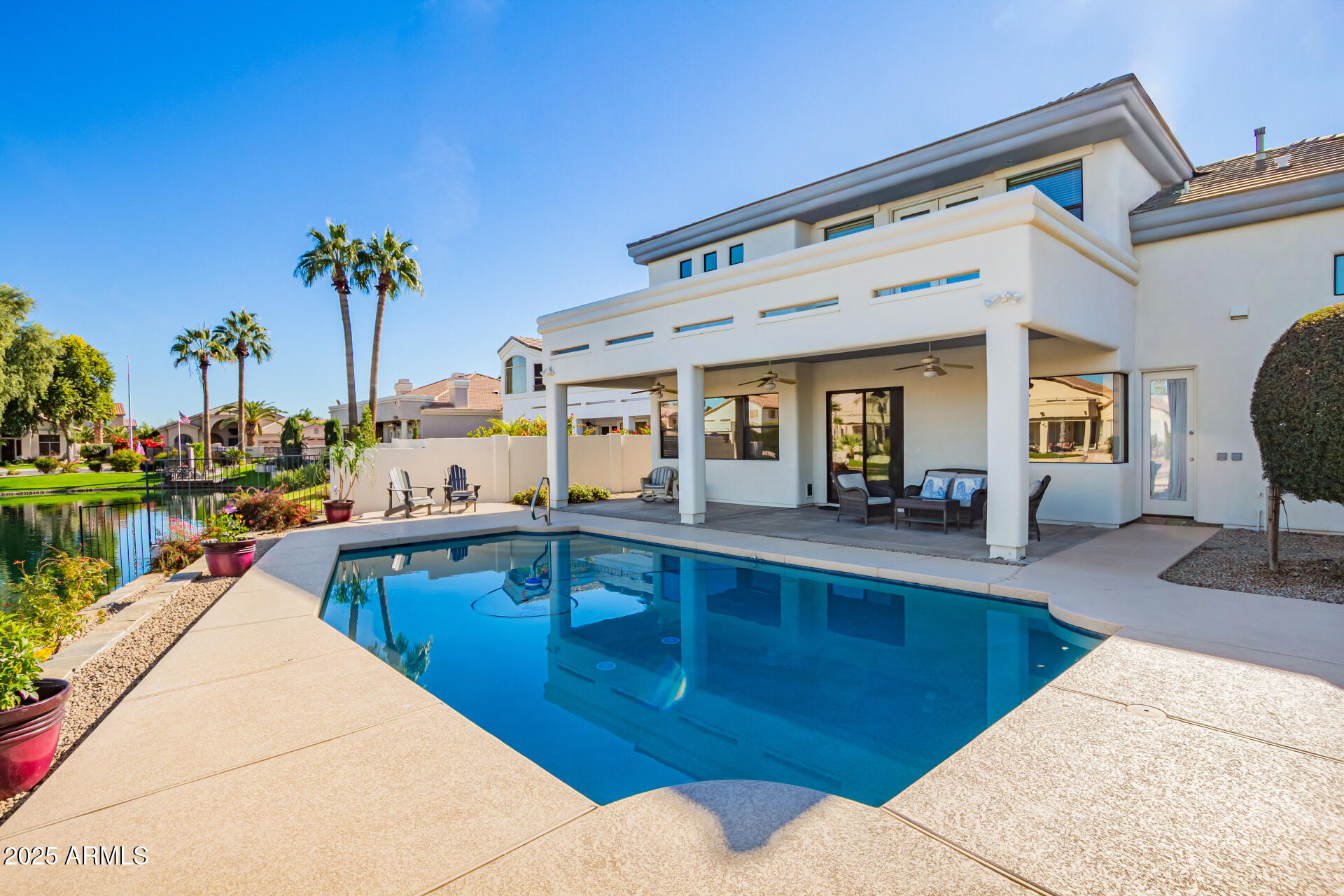 Santorini Shores - Residential