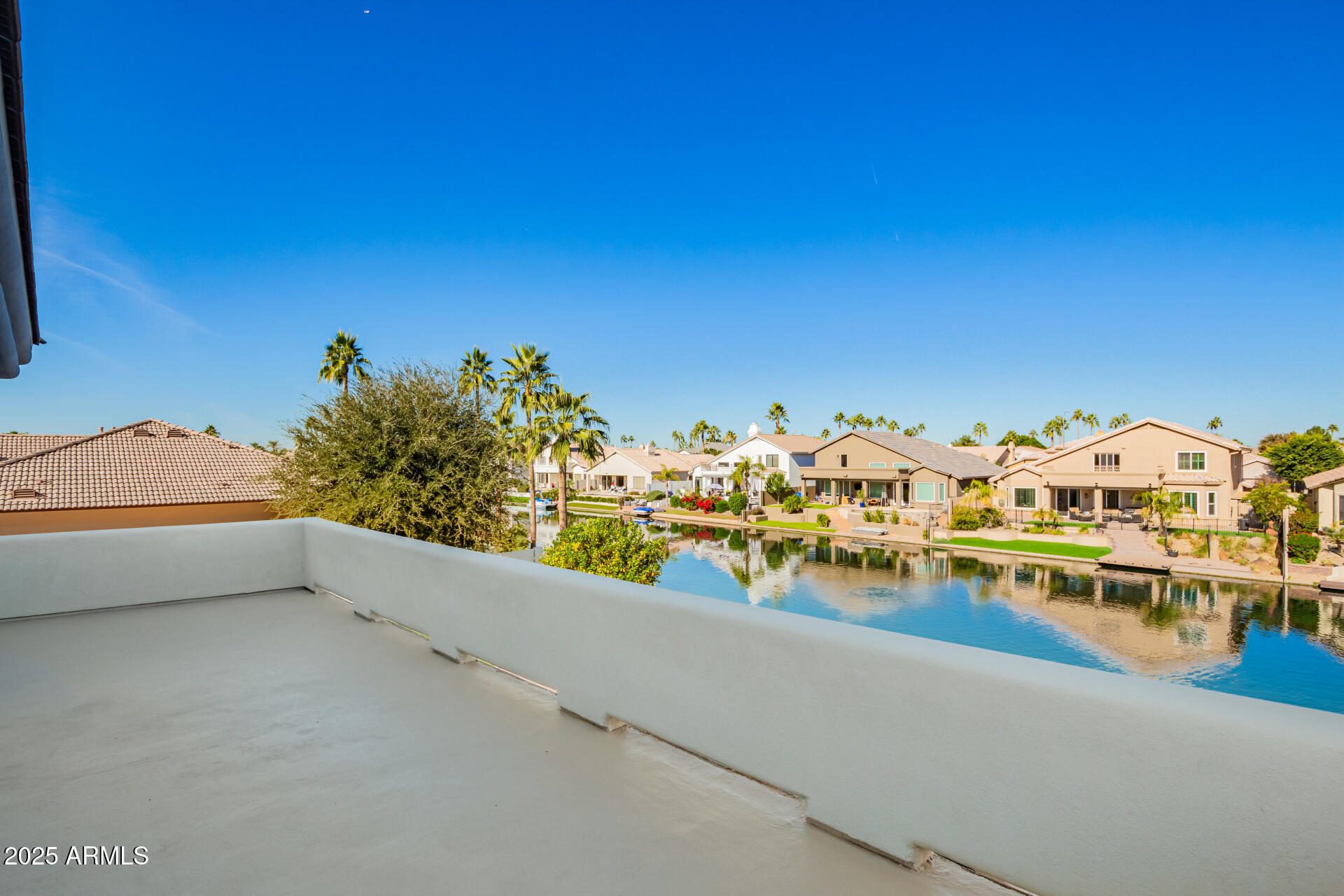 Santorini Shores - Residential