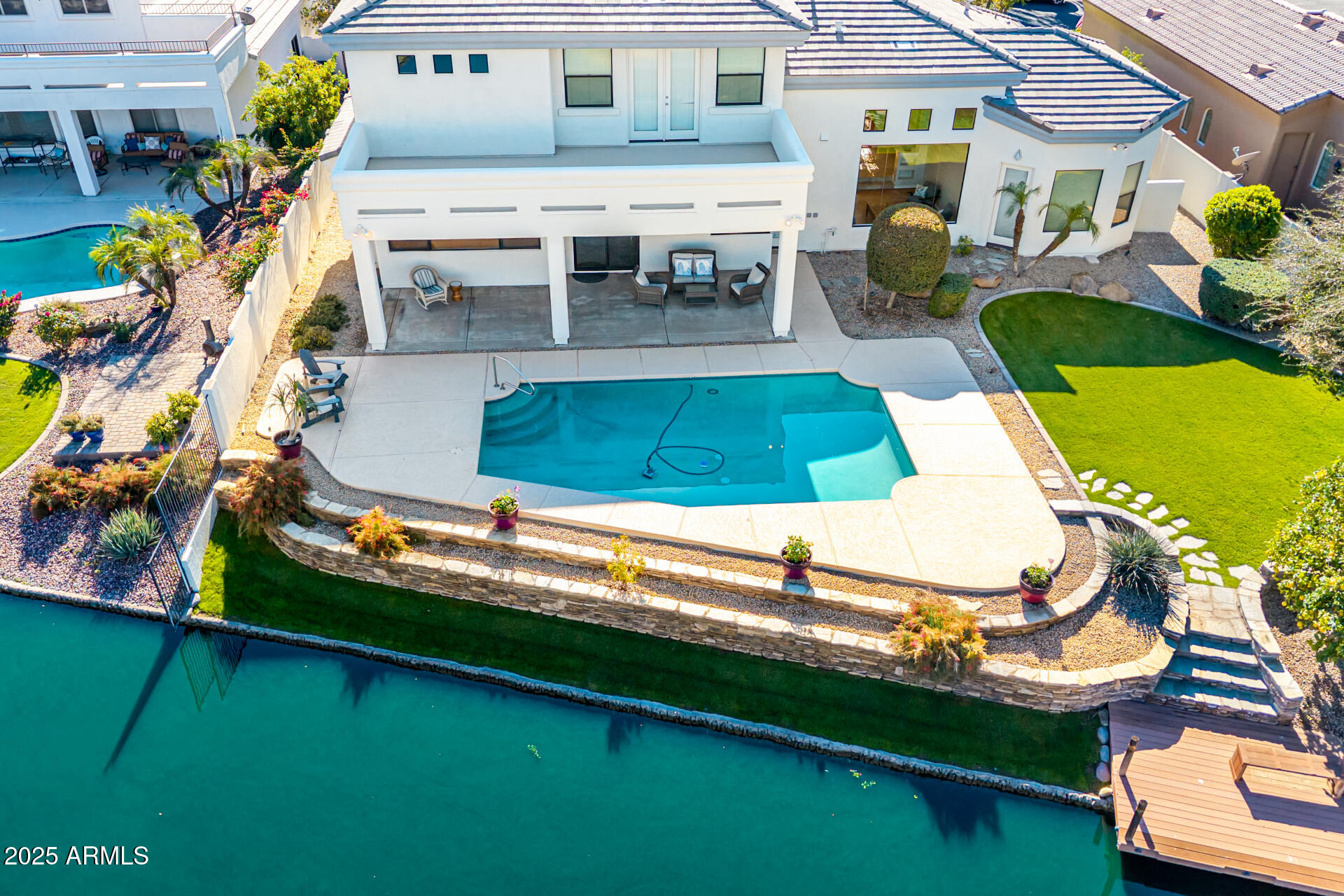 Santorini Shores - Residential