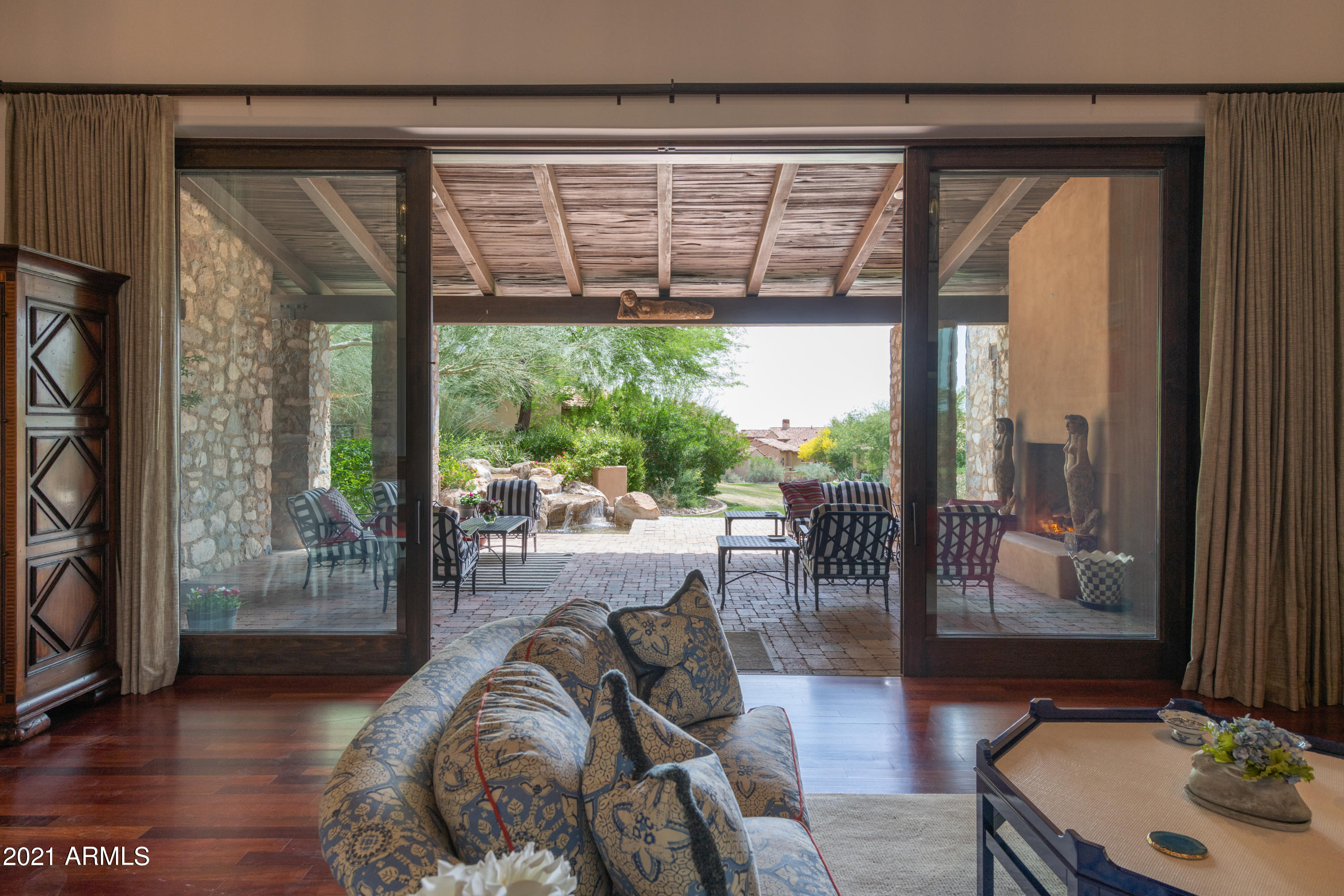 SILVERLEAF - Residential