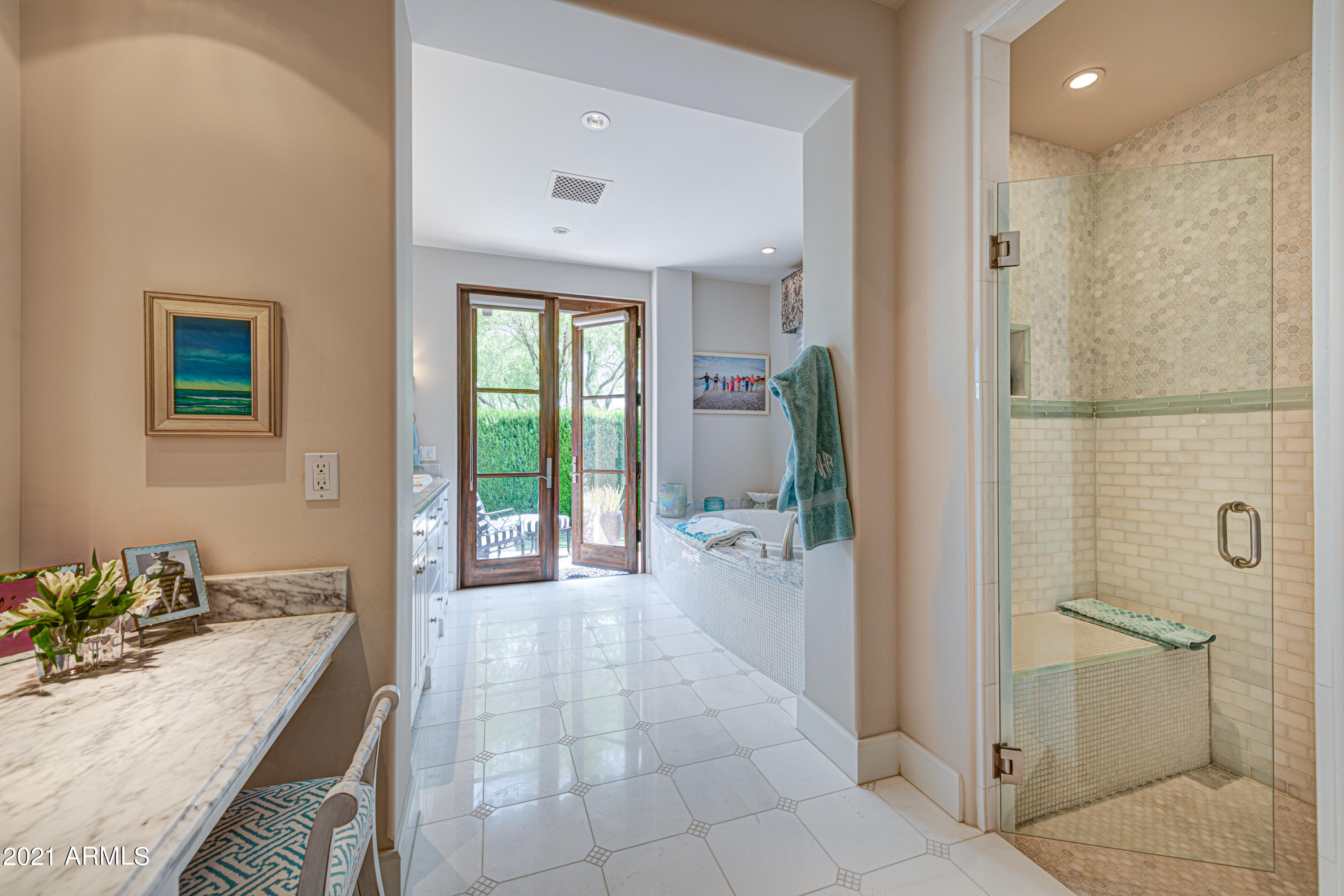 SILVERLEAF - Residential