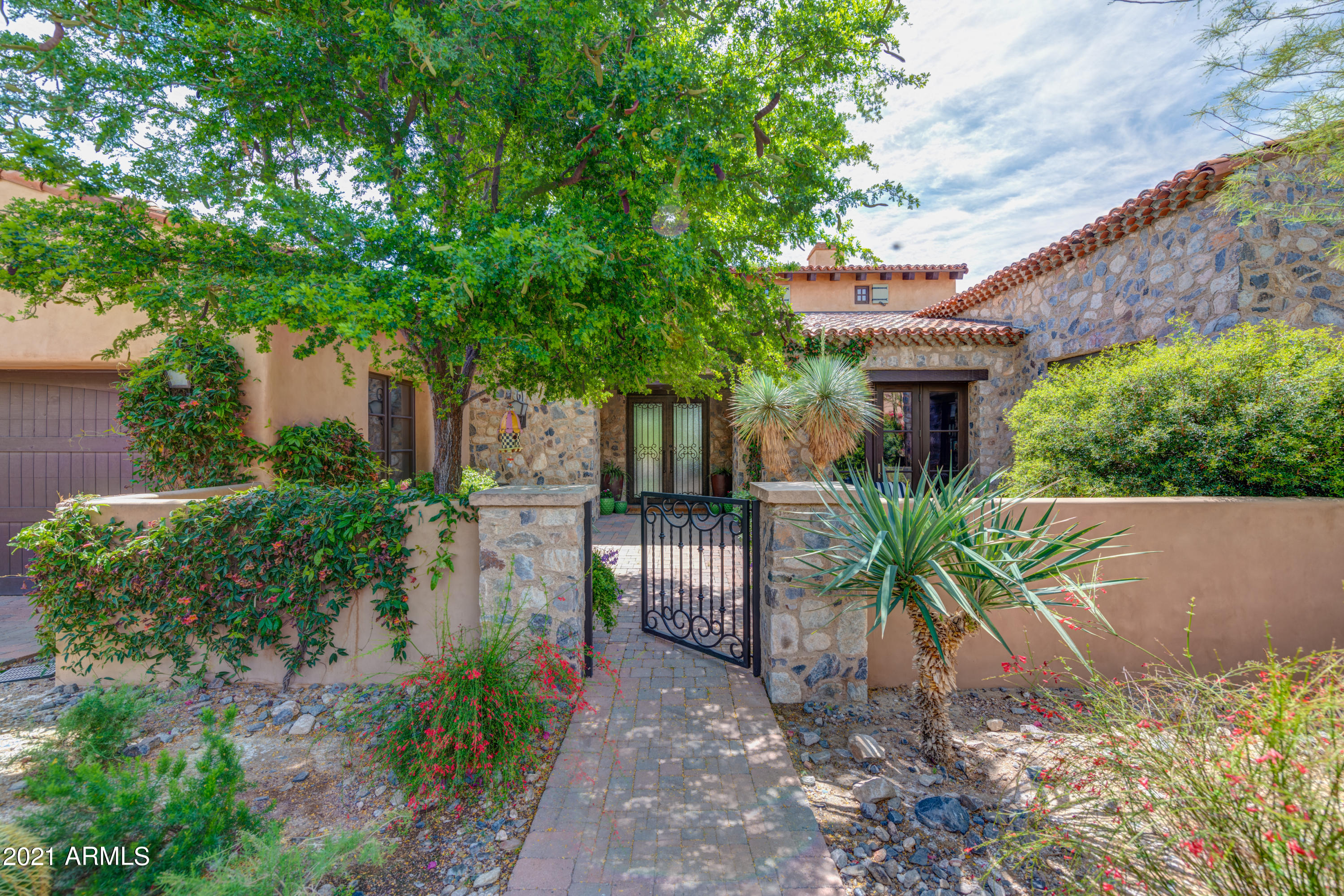 SILVERLEAF - Residential
