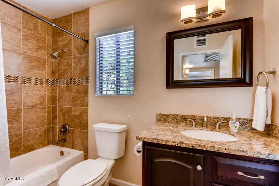 DESERT GOLD CONDOMINIUM - Residential