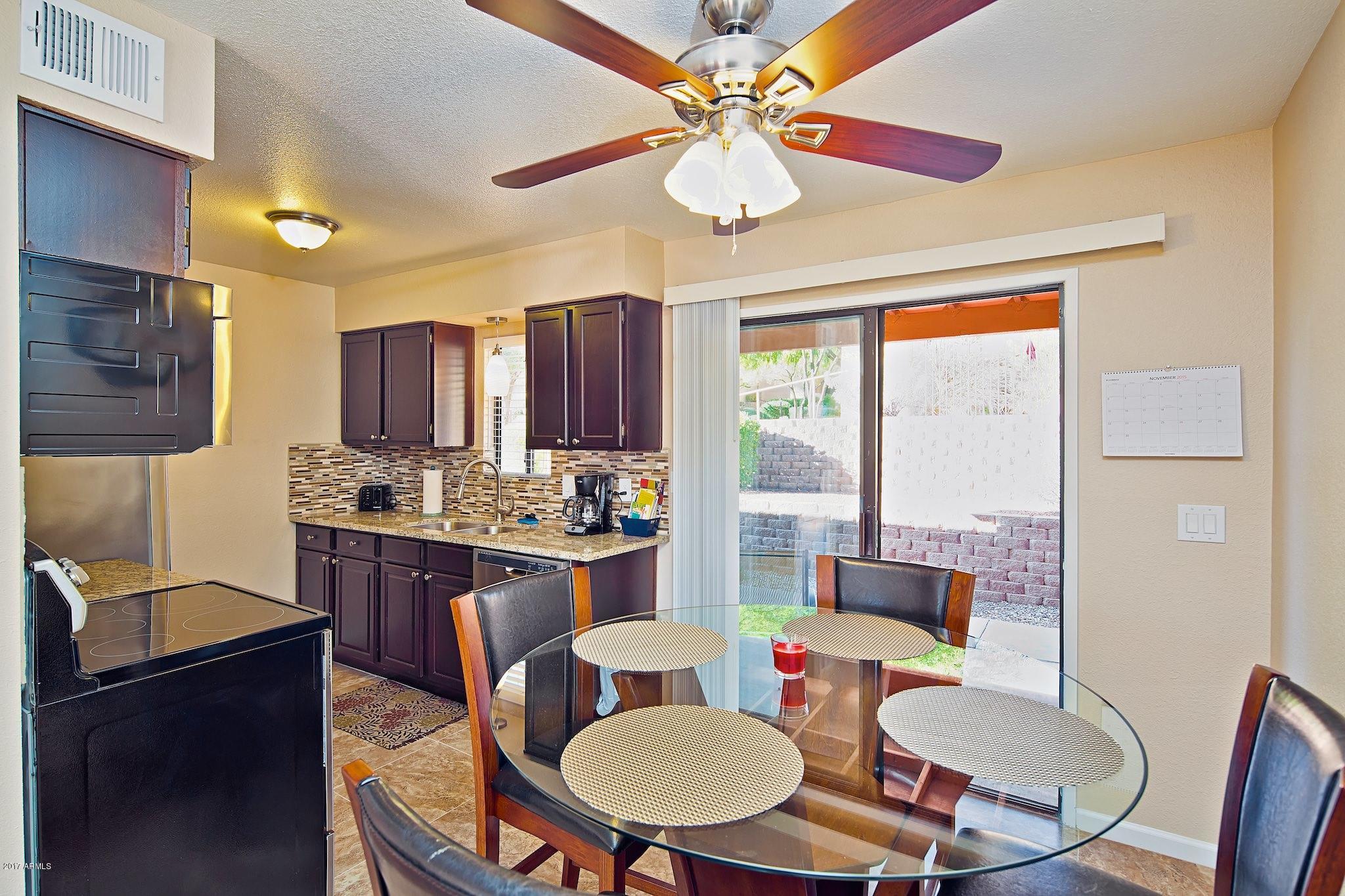 DESERT GOLD CONDOMINIUM - Residential