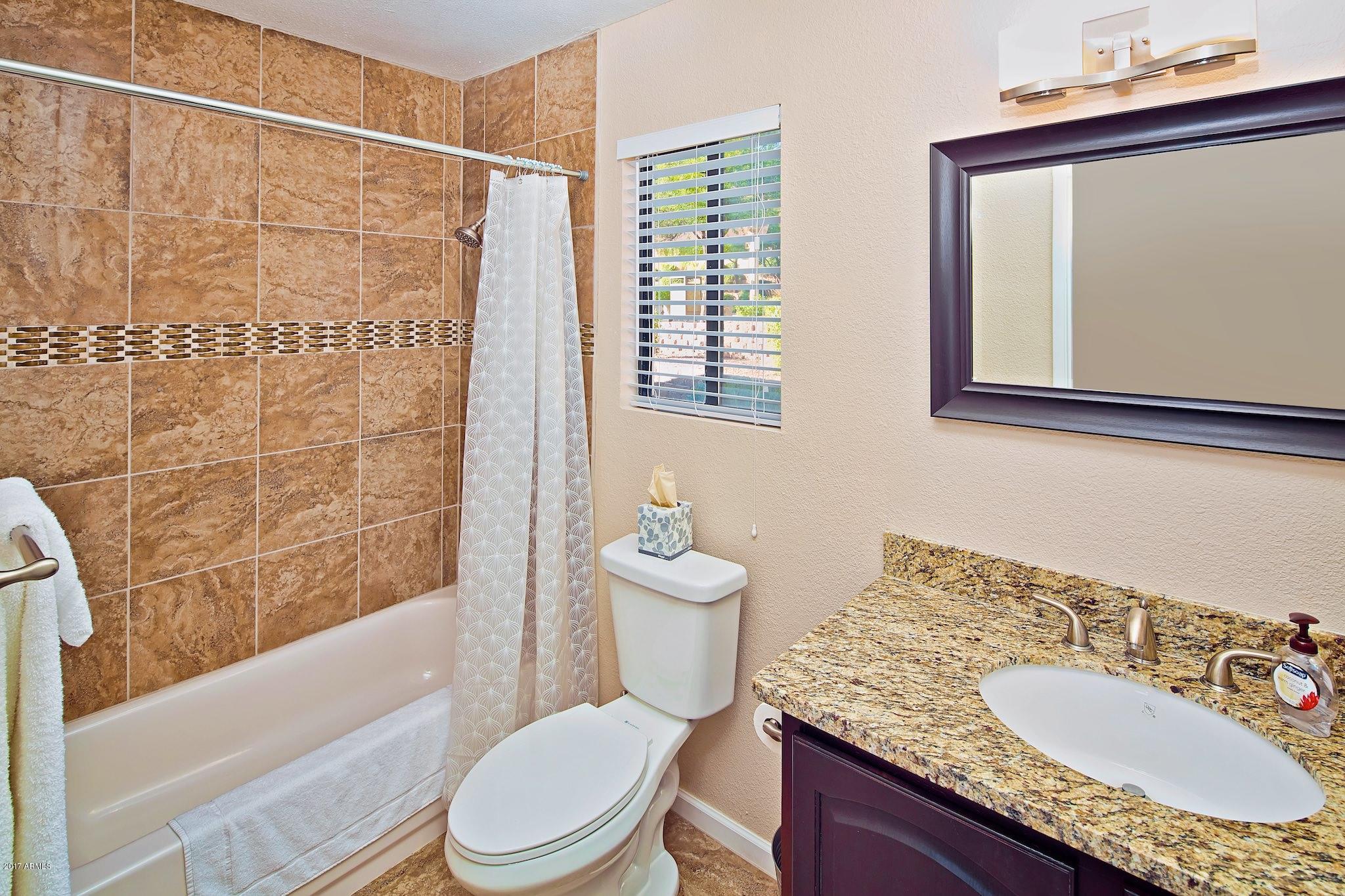 DESERT GOLD CONDOMINIUM - Residential