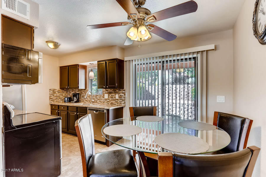DESERT GOLD CONDOMINIUM - Residential