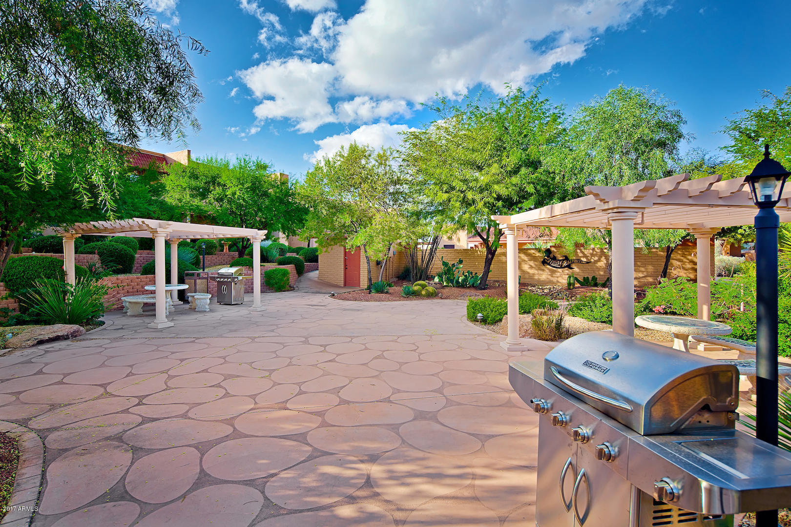 DESERT GOLD CONDOMINIUM - Residential