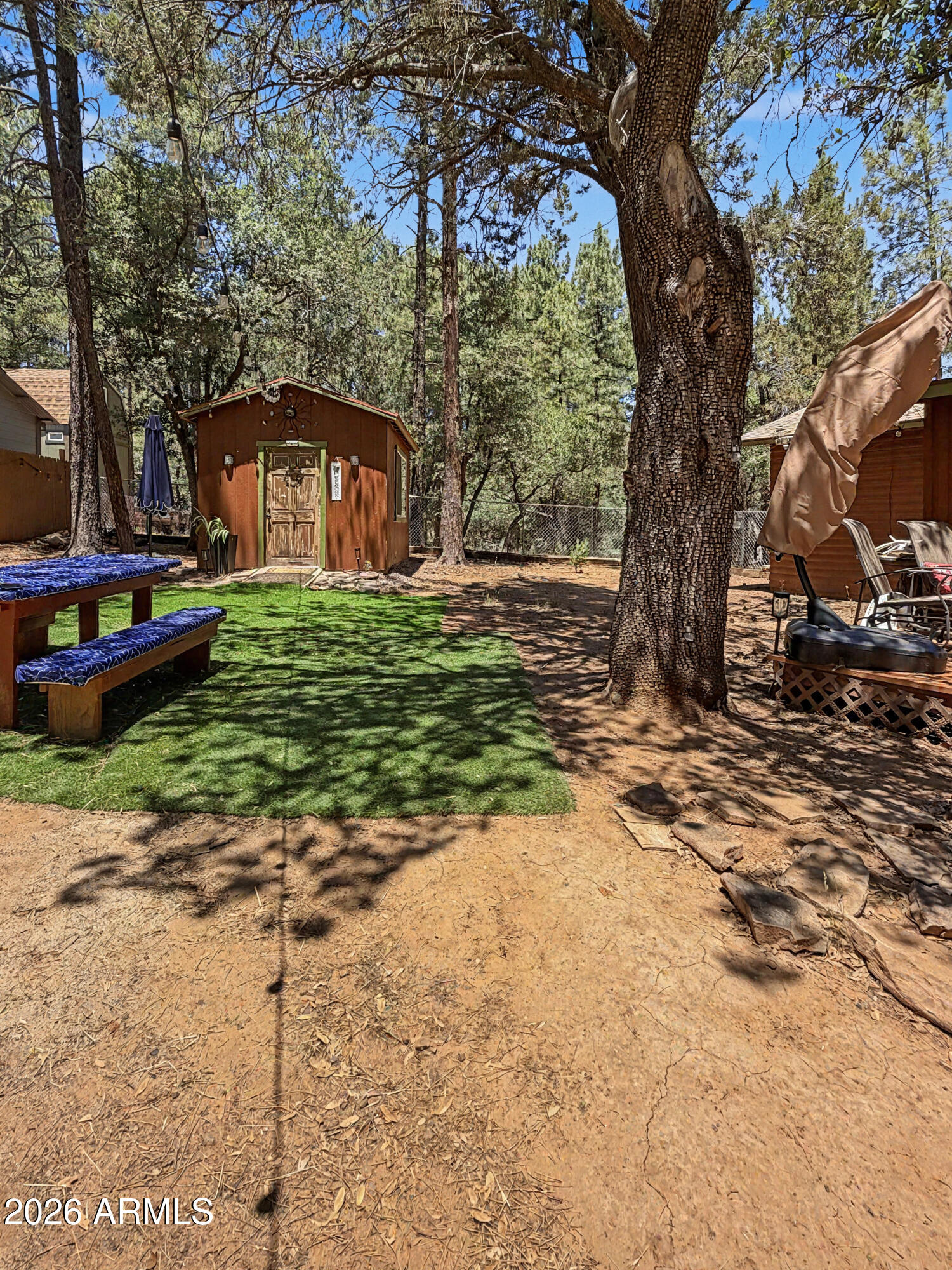 COOL PINES - Residential