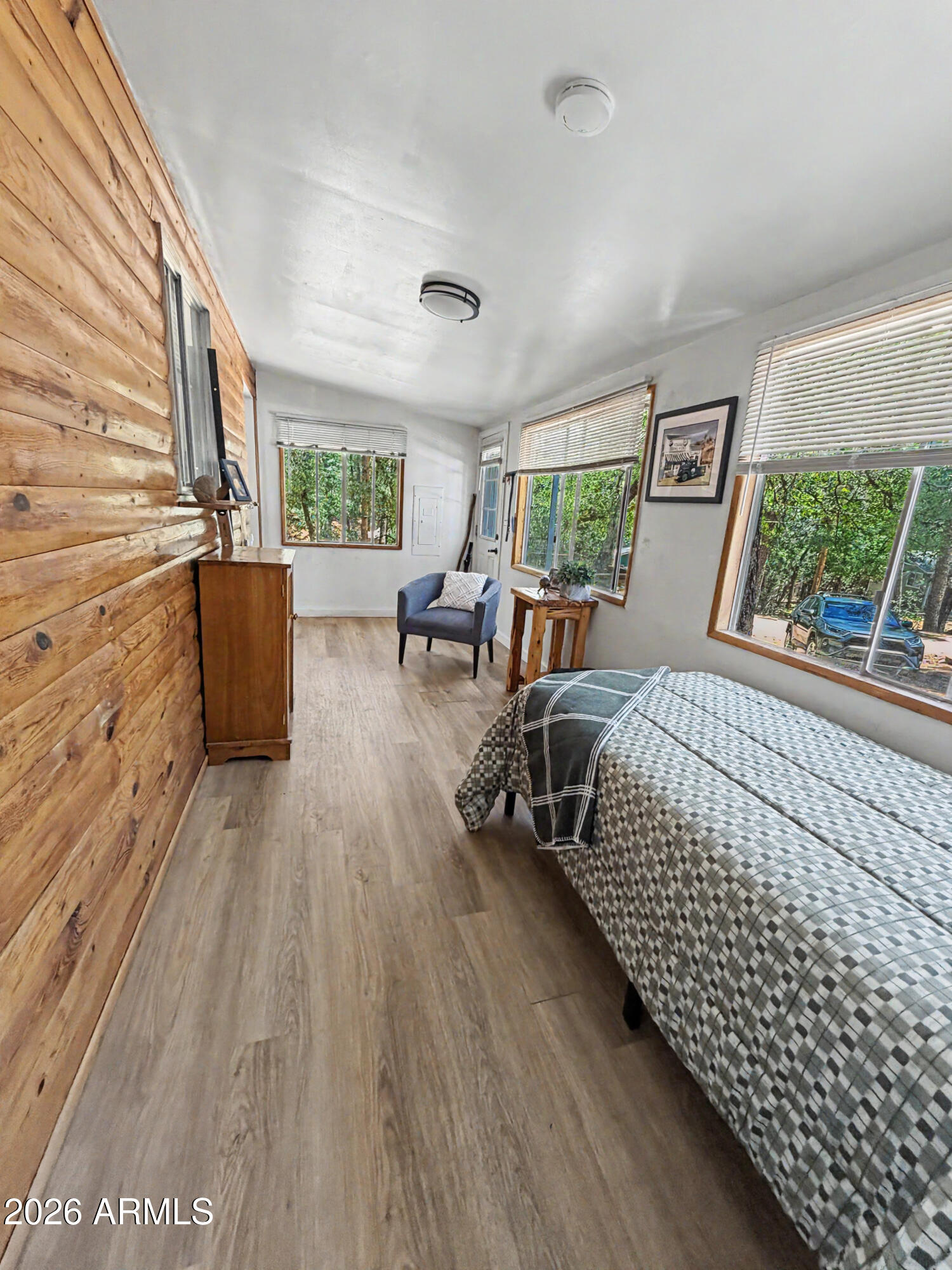 COOL PINES - Residential