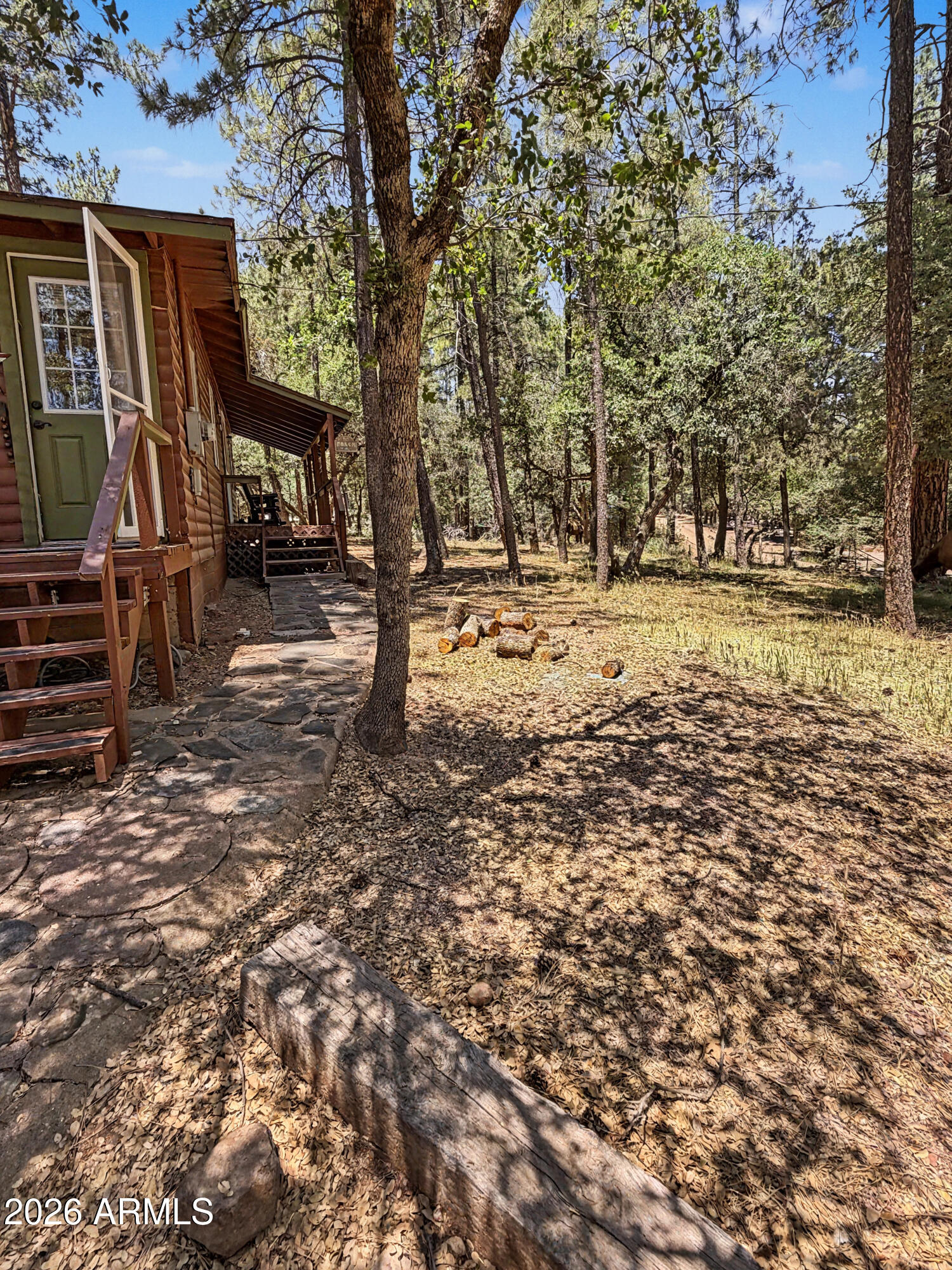 COOL PINES - Residential
